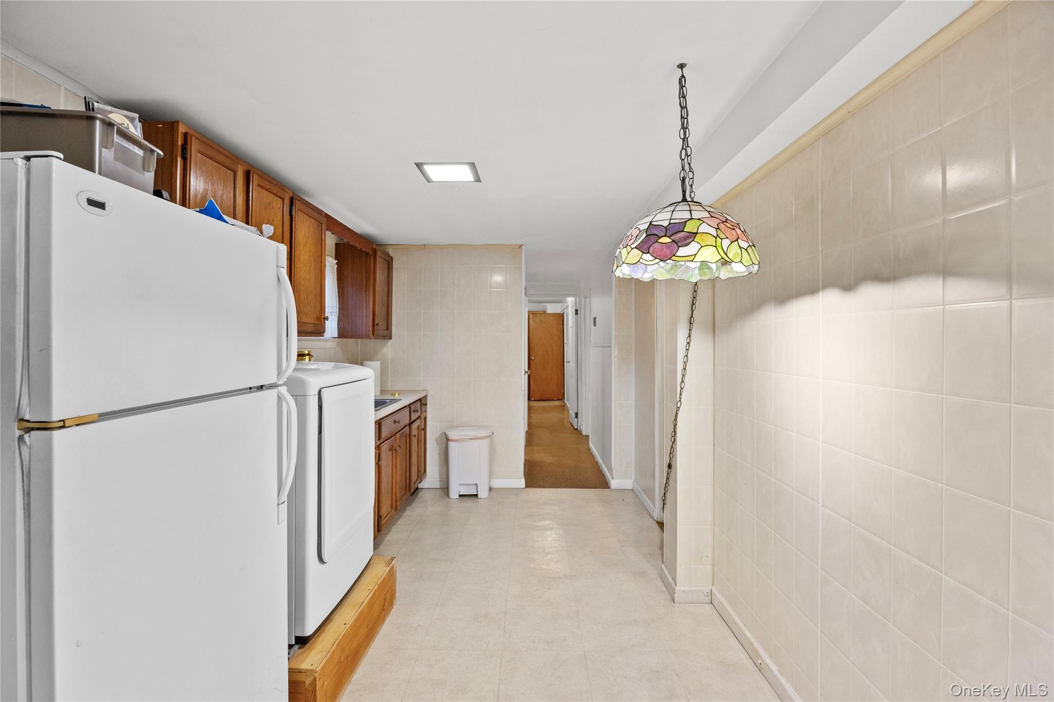 Single Family Carnegie Nassau County, NY 11003, MLS-919298-20