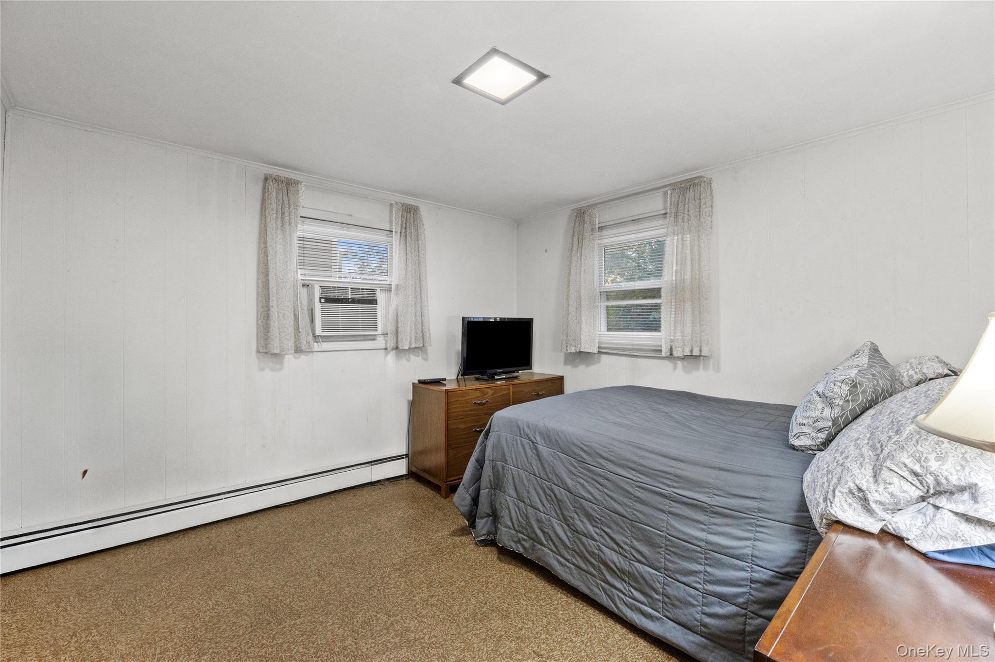 Single Family Carnegie Nassau County, NY 11003, MLS-919298-23