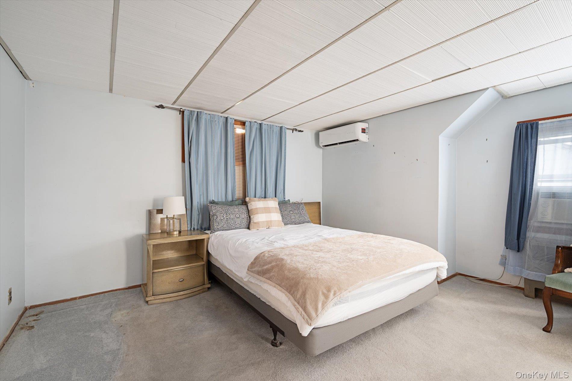 Single Family Court  Nassau County, NY 11572, MLS-919319-14