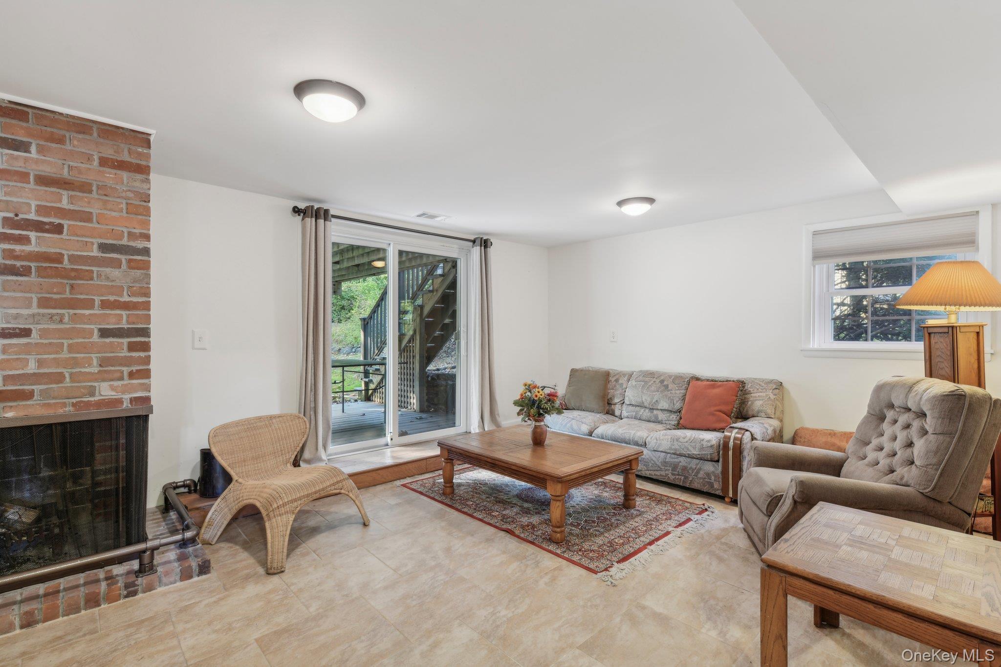 Single Family Hilltop  Rockland County, NY 10960, MLS-919329-13