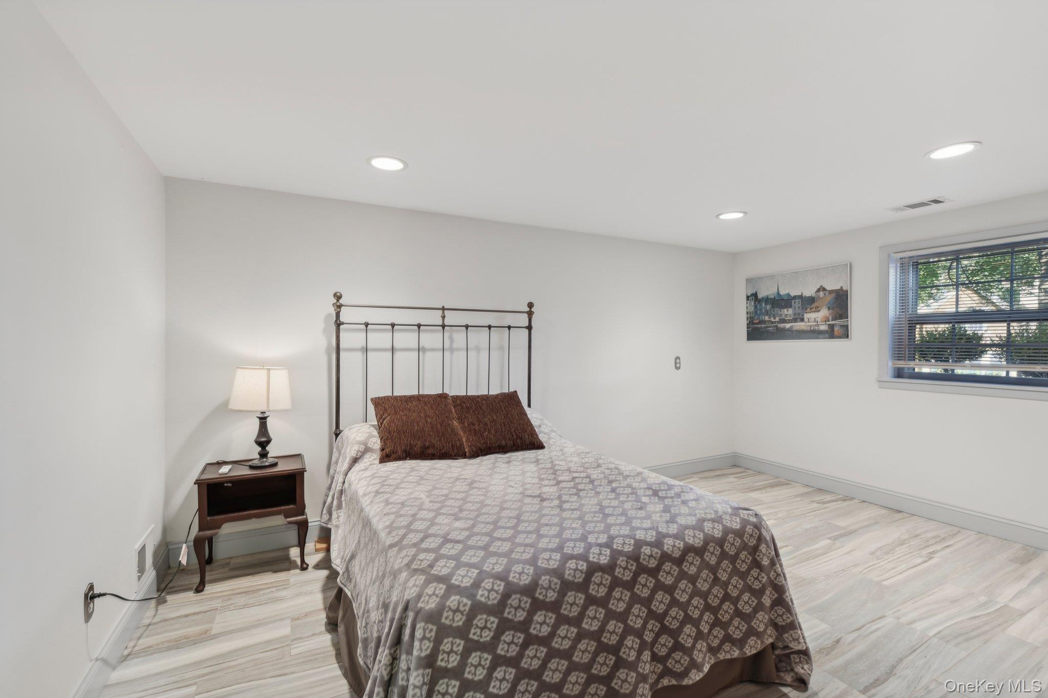 Single Family Hilltop  Rockland County, NY 10960, MLS-919329-15