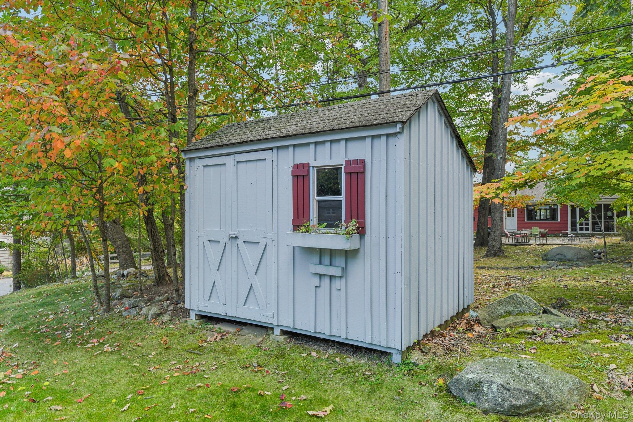 Single Family Hilltop  Rockland County, NY 10960, MLS-919329-21