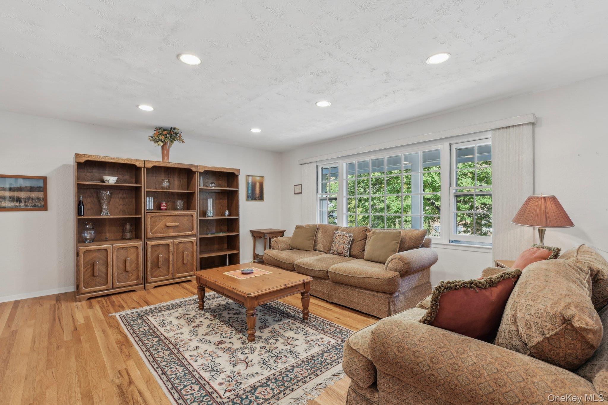 Single Family Hilltop  Rockland County, NY 10960, MLS-919329-4