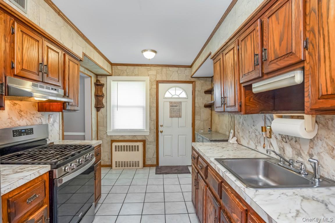 Single Family 78th Queens, NY 11379, MLS-919373-6