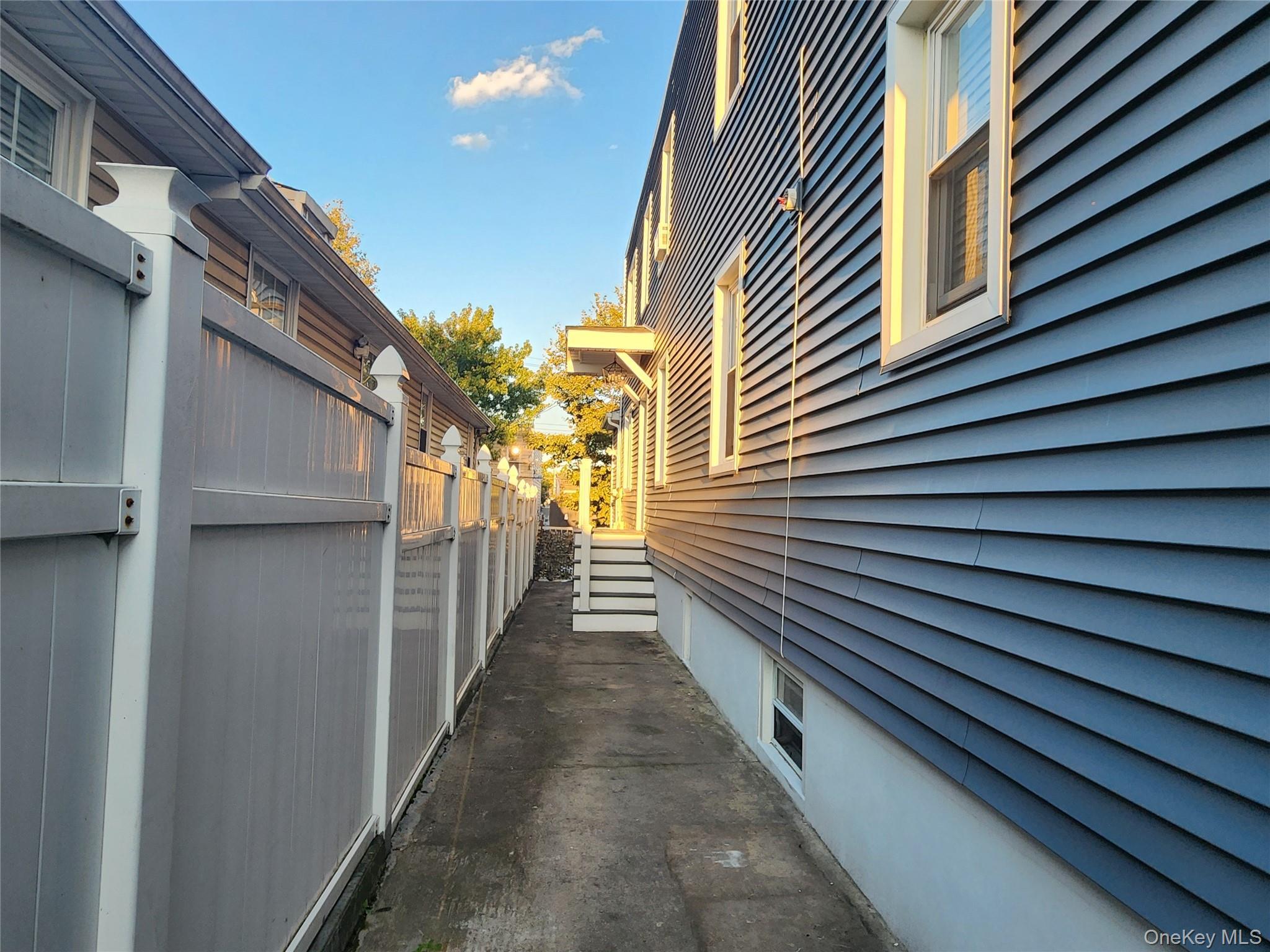 Single Family Underhill  Bronx, NY 10473, MLS-919379-29