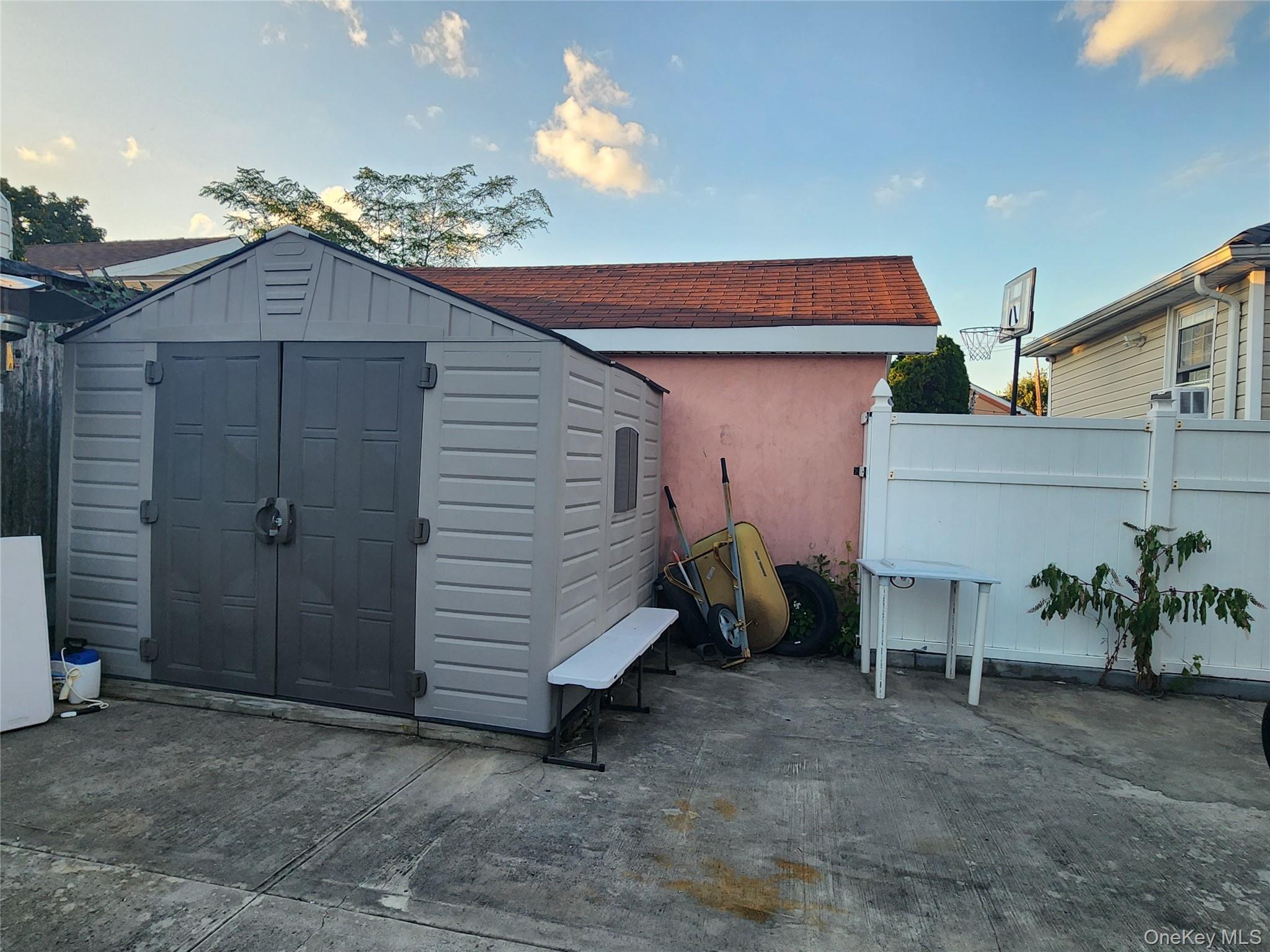 Single Family Underhill  Bronx, NY 10473, MLS-919379-32