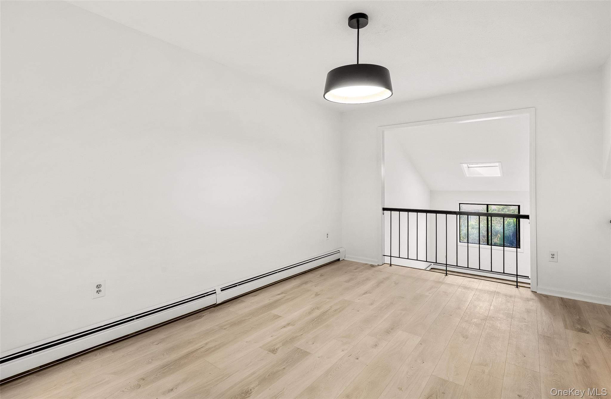 Single Family Laurel Dutchess County, NY 12524, MLS-919381-22