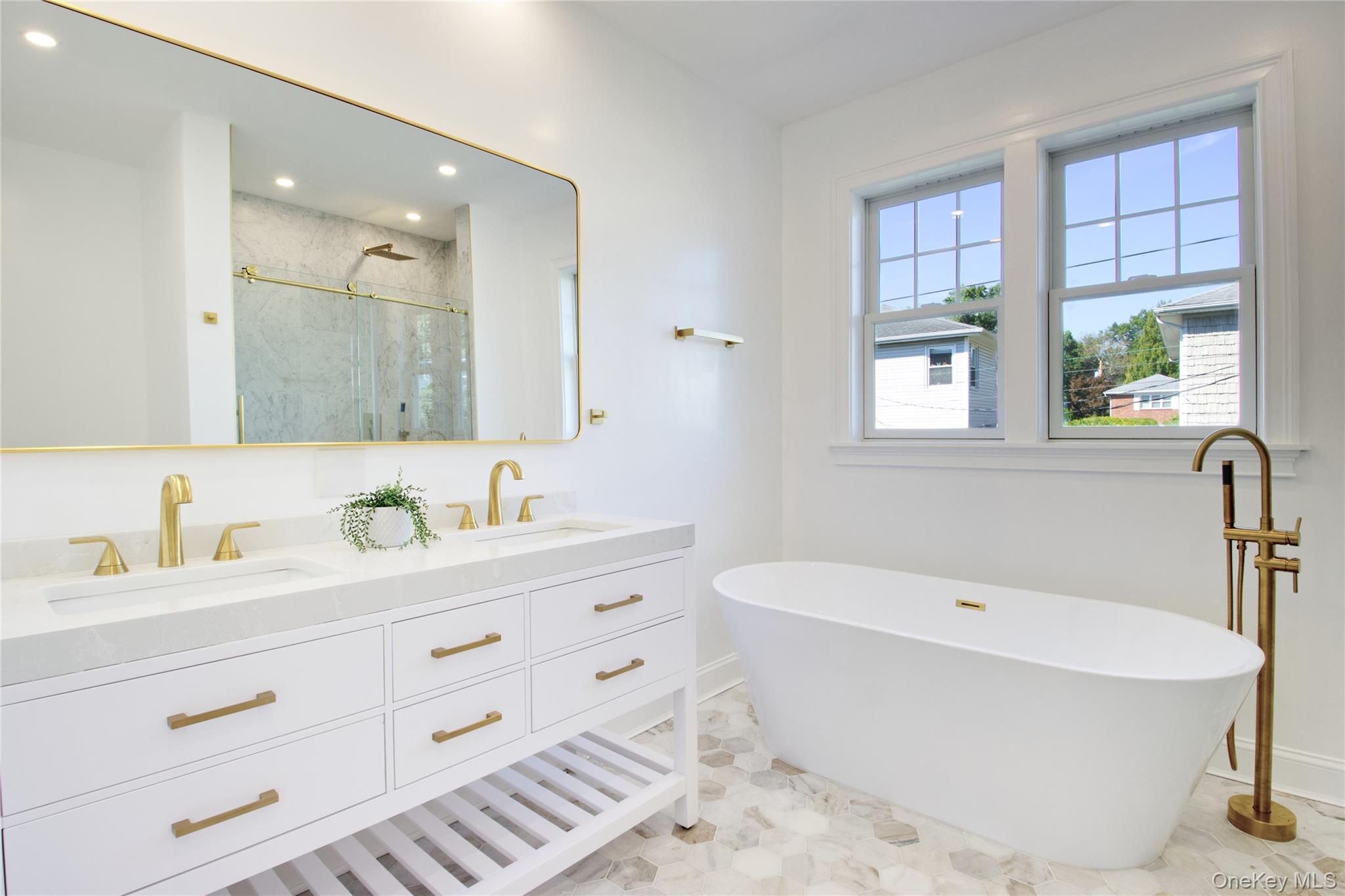 Single Family Tanners Pond Nassau County, NY 11530, MLS-919383-15