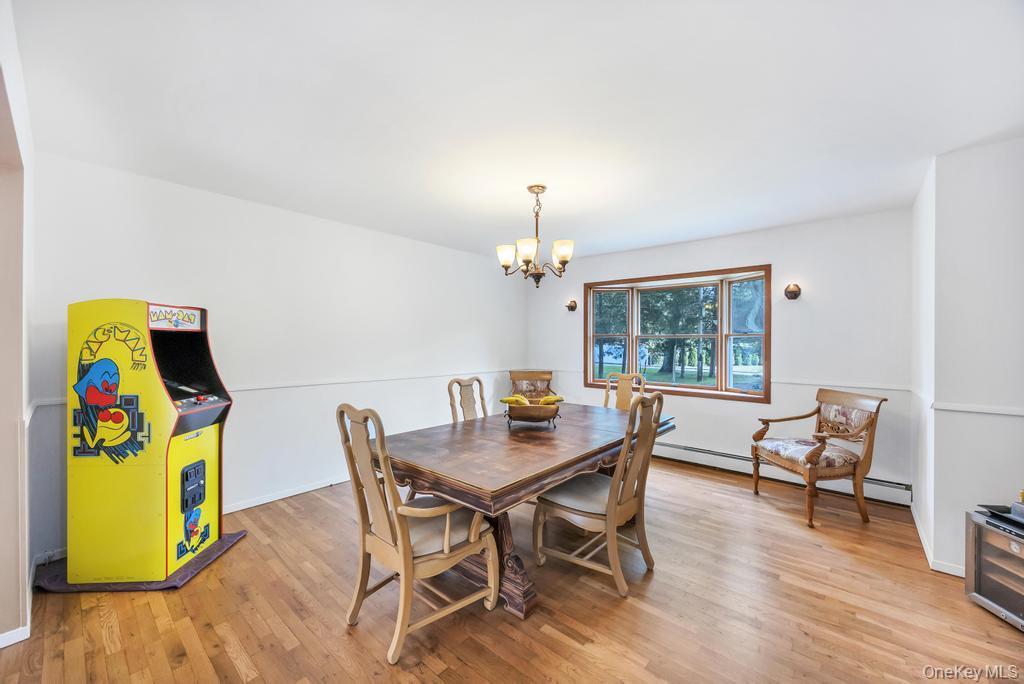 Single Family Oak  Suffolk County, NY 11720, MLS-919425-20