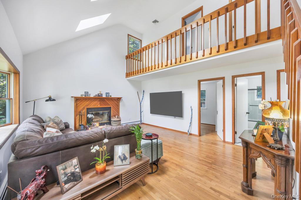 Single Family Oak  Suffolk County, NY 11720, MLS-919425-6