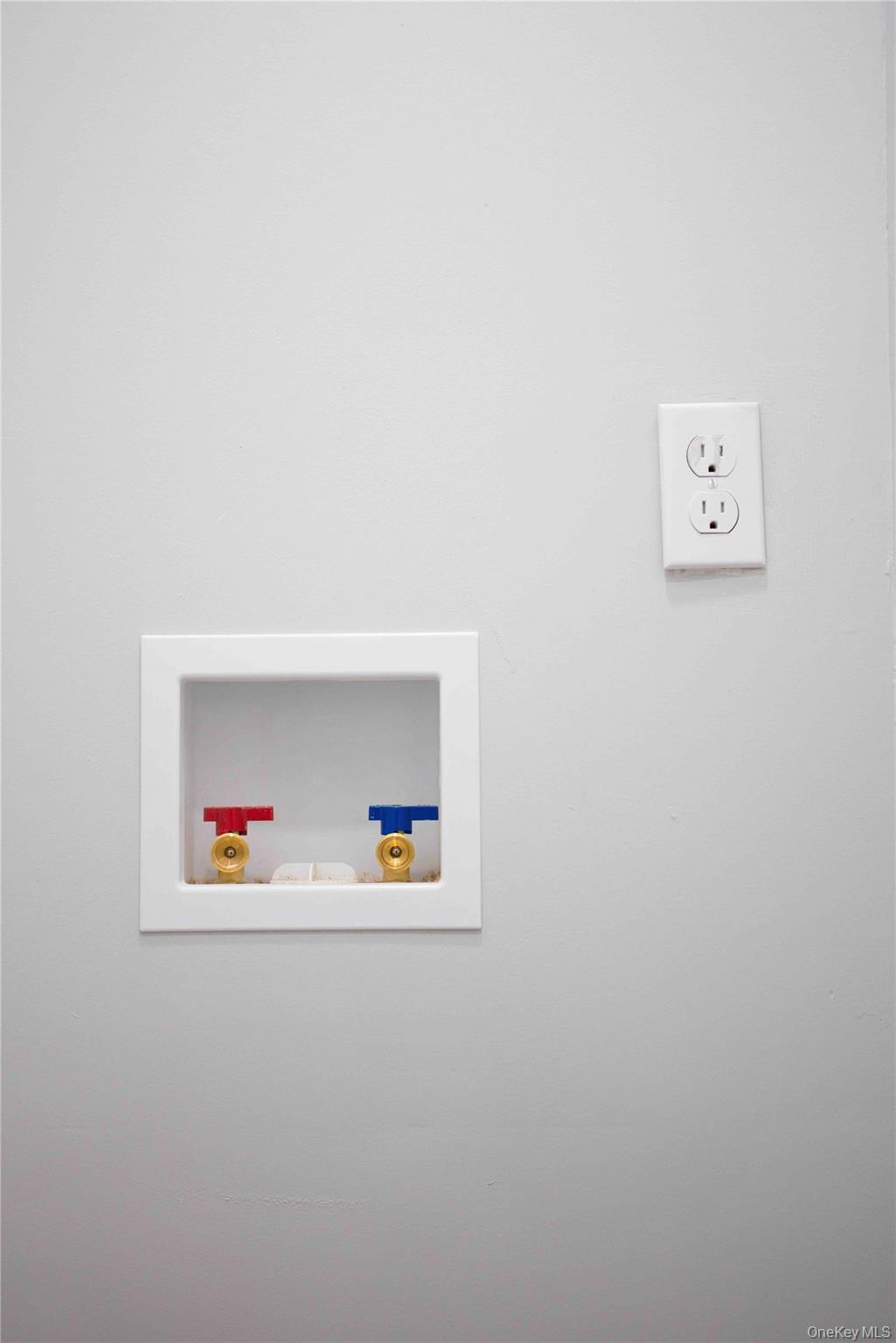 Single Family Avenue M  Brooklyn, NY 11234, MLS-919430-21