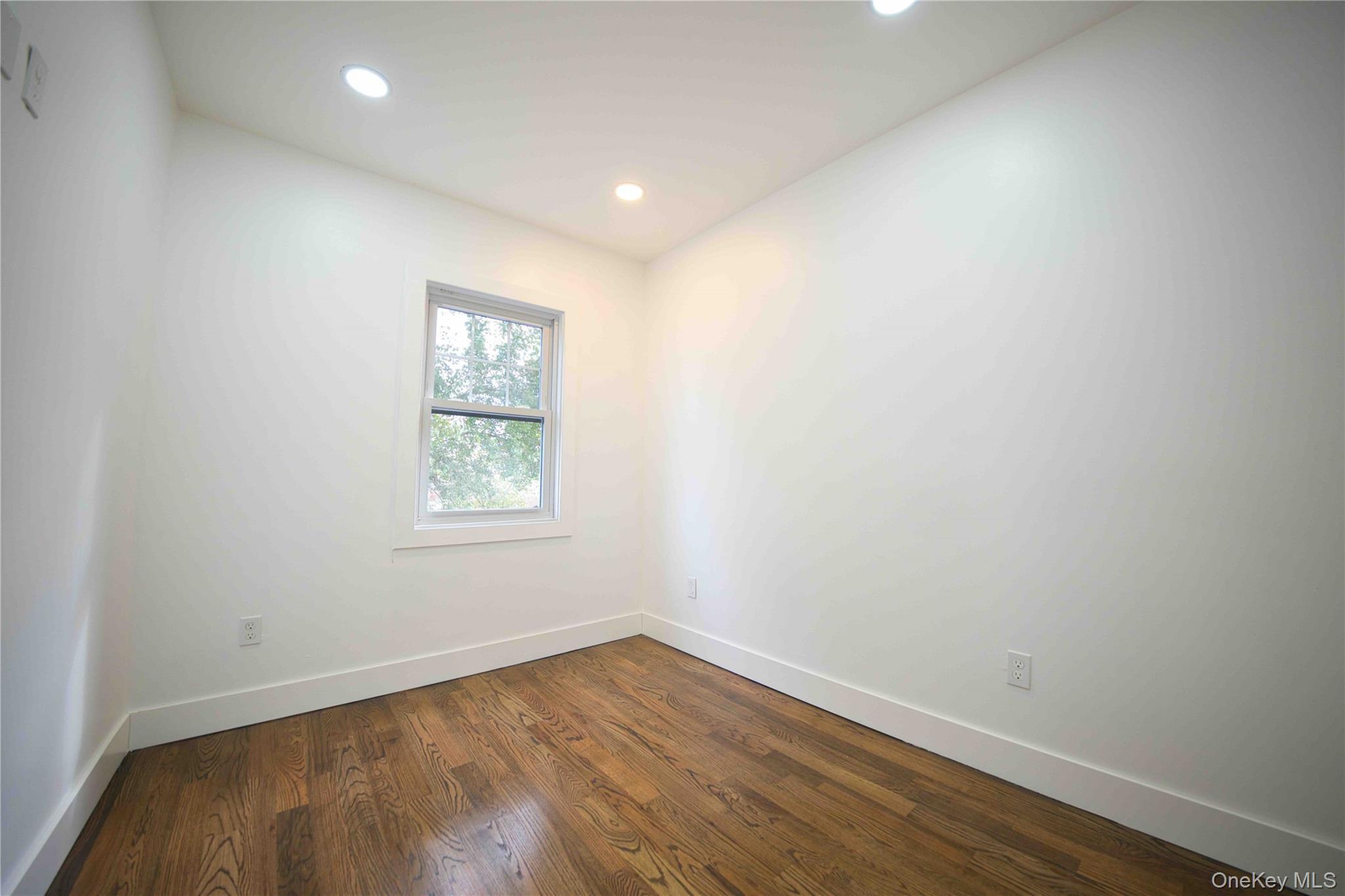 Single Family Avenue M  Brooklyn, NY 11234, MLS-919430-31