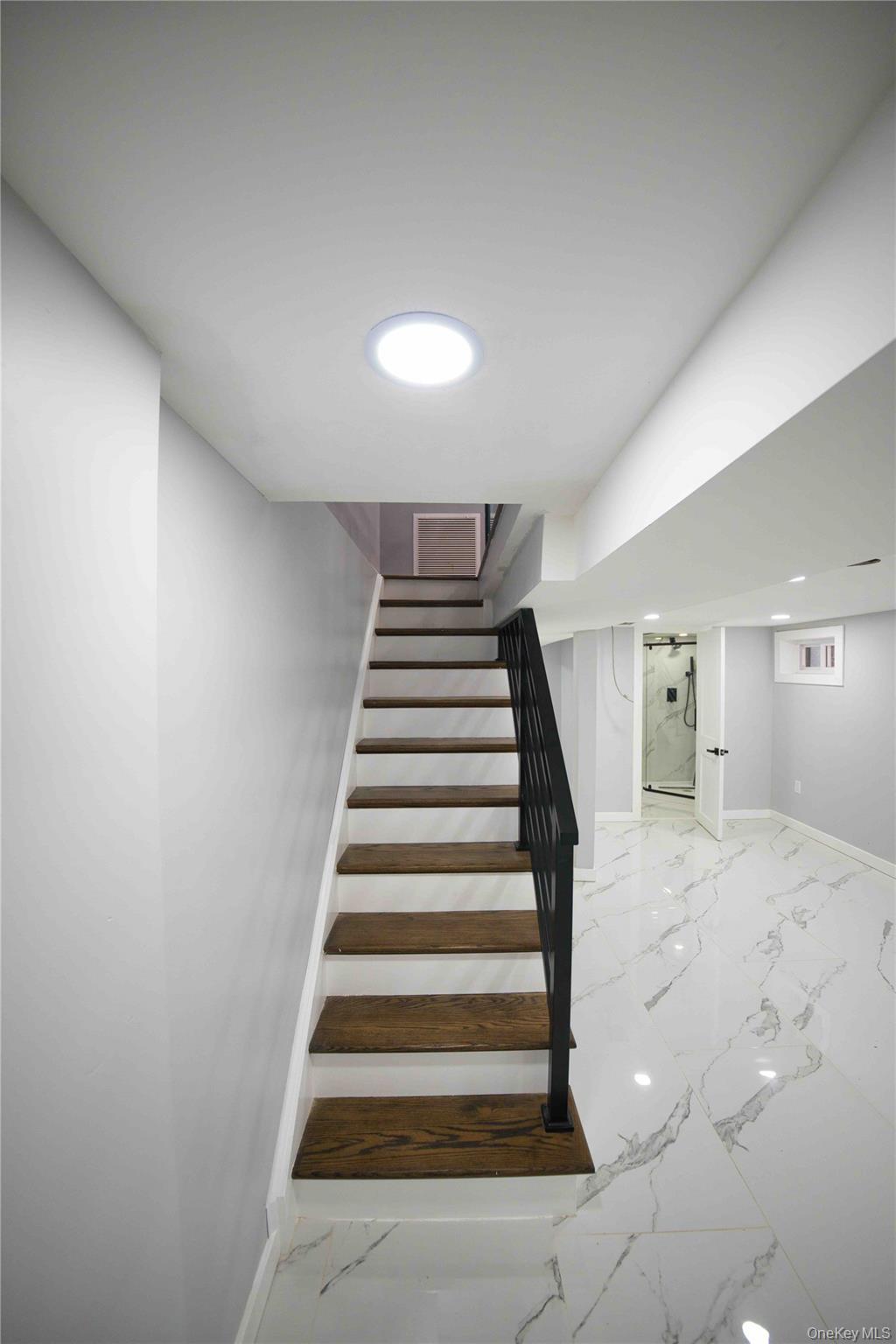 Single Family Avenue M  Brooklyn, NY 11234, MLS-919430-37