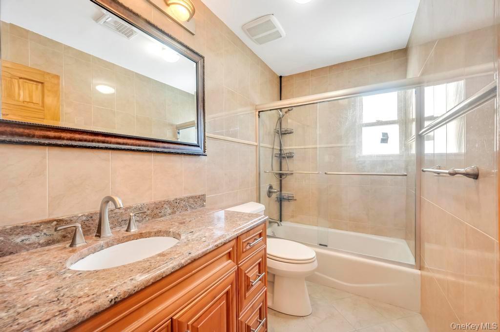 Single Family Prince Nassau County, NY 11040, MLS-919436-10