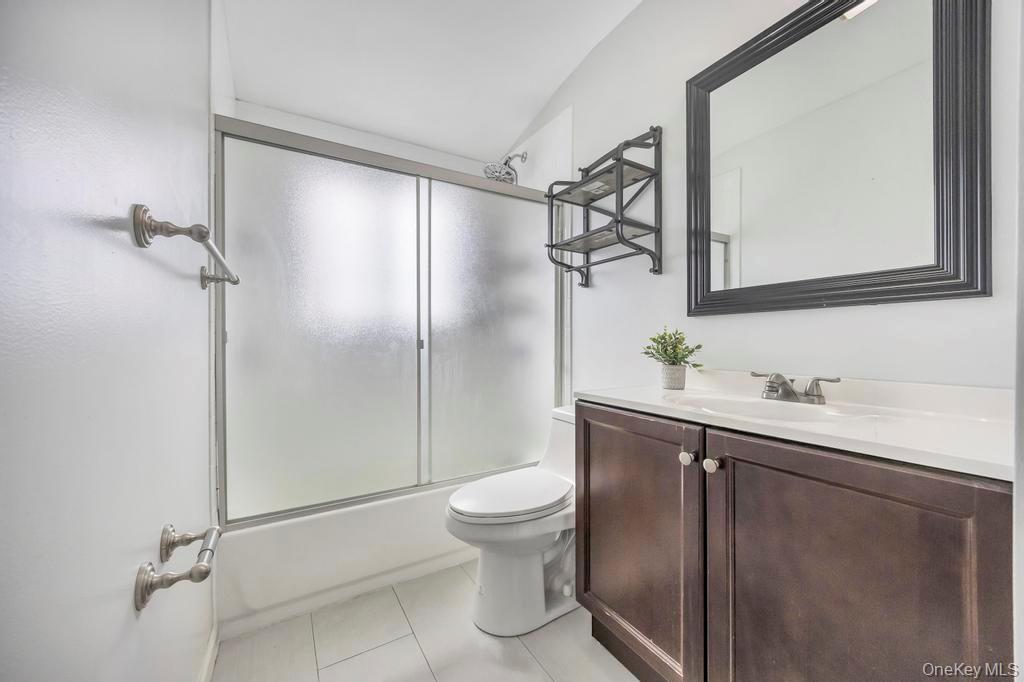 Single Family Bergen  Suffolk County, NY 11776, MLS-919446-17