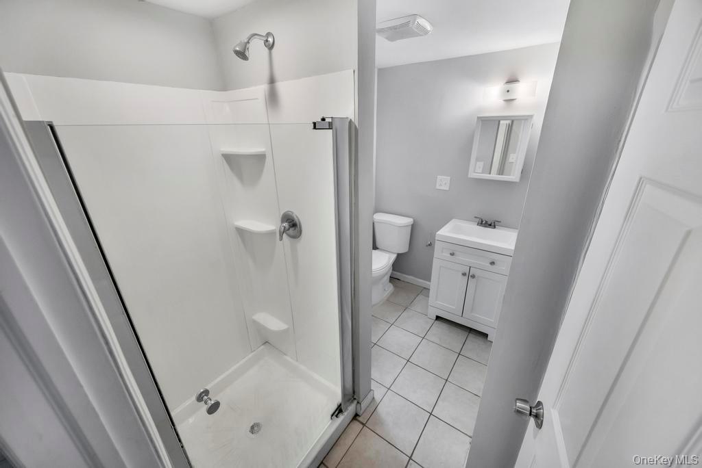 Single Family Bergen  Suffolk County, NY 11776, MLS-919446-27