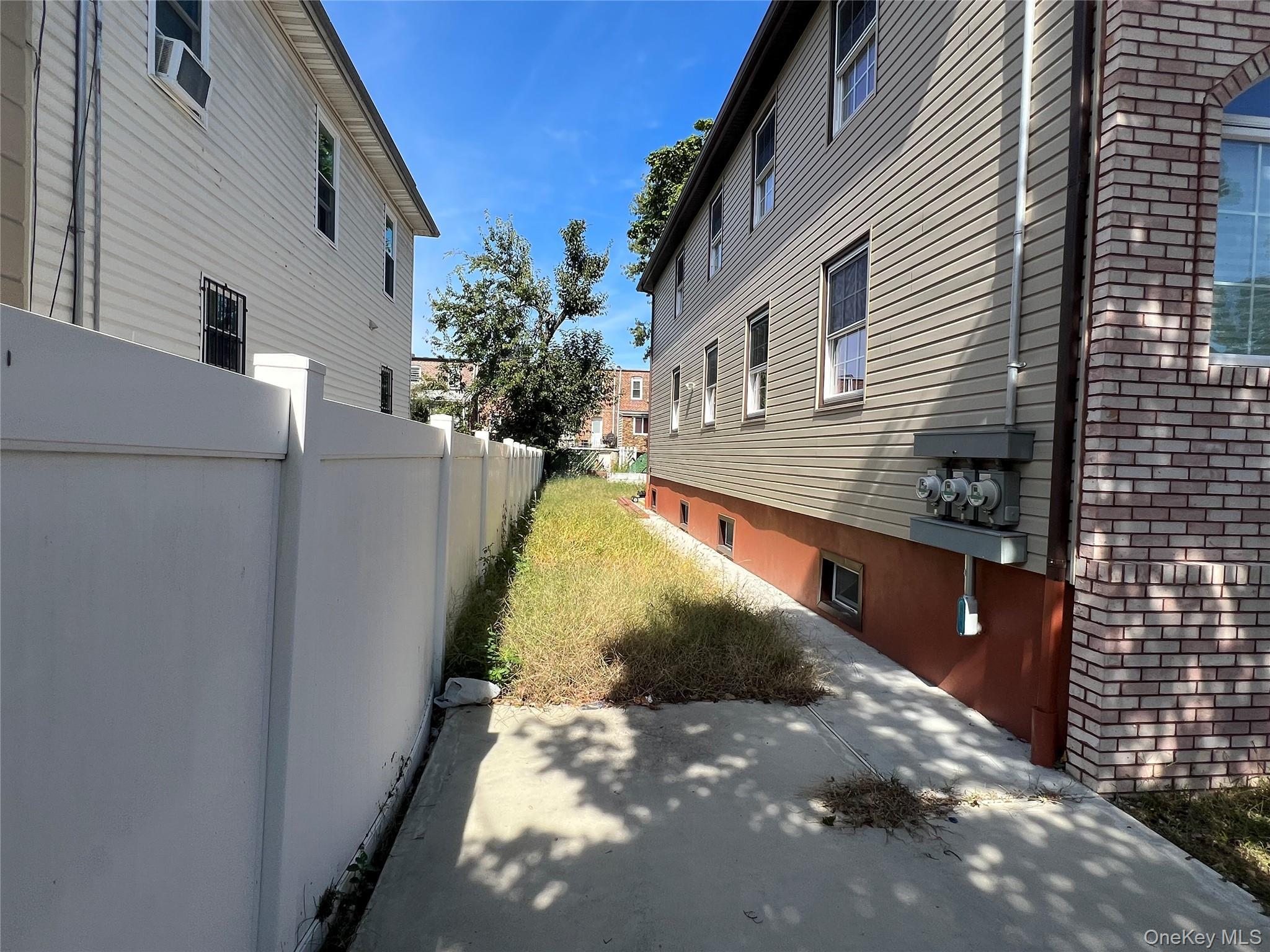 Single Family 119th Queens, NY 11434, MLS-919469-22