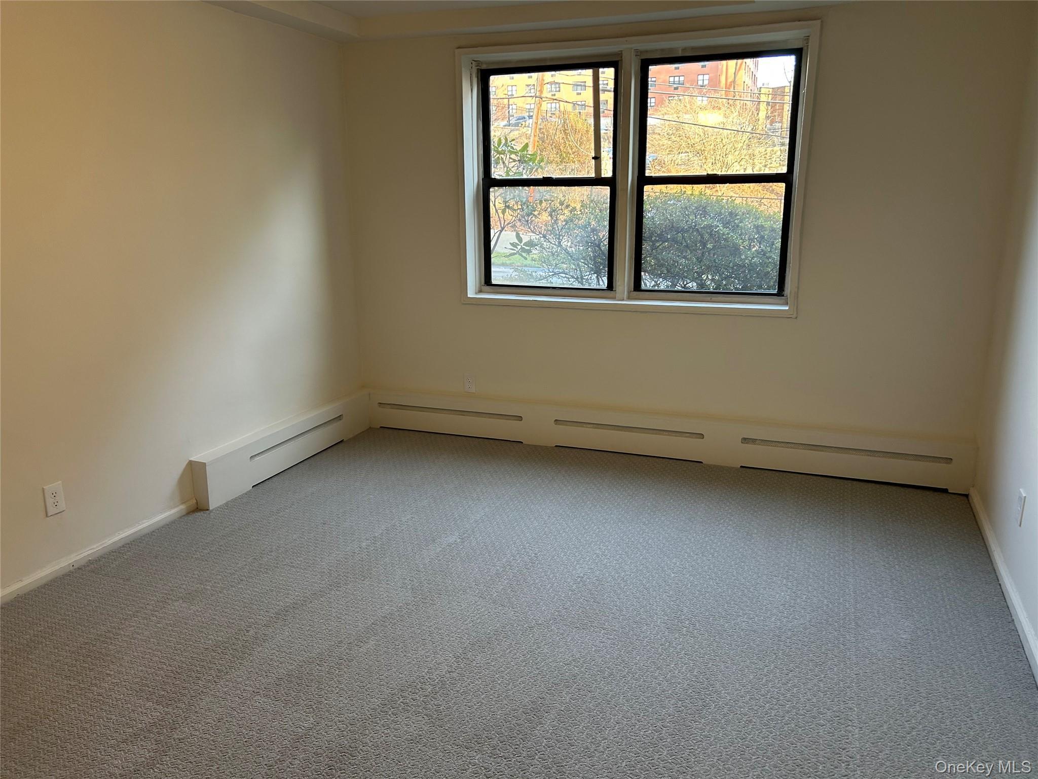 Coop Oakdale Manor  Rockland County, NY 10901, MLS-919482-17