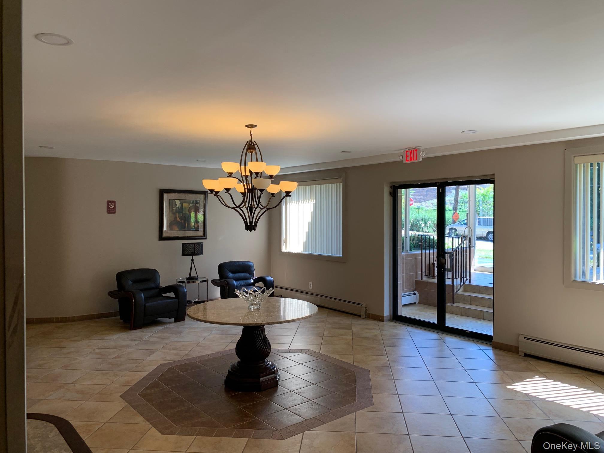 Coop Oakdale Manor  Rockland County, NY 10901, MLS-919482-19