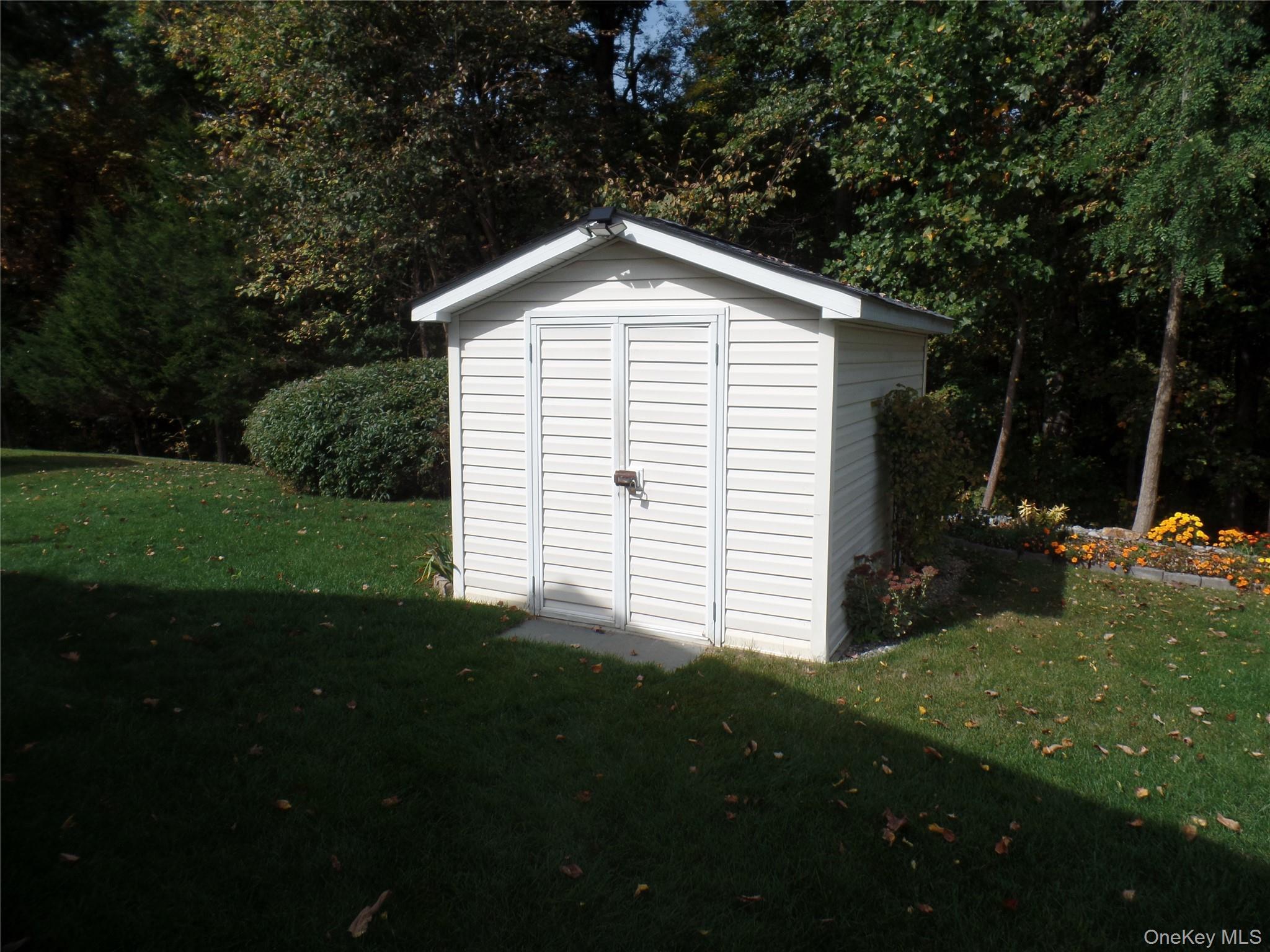 Single Family Vero  Dutchess County, NY 12603, MLS-919544-16