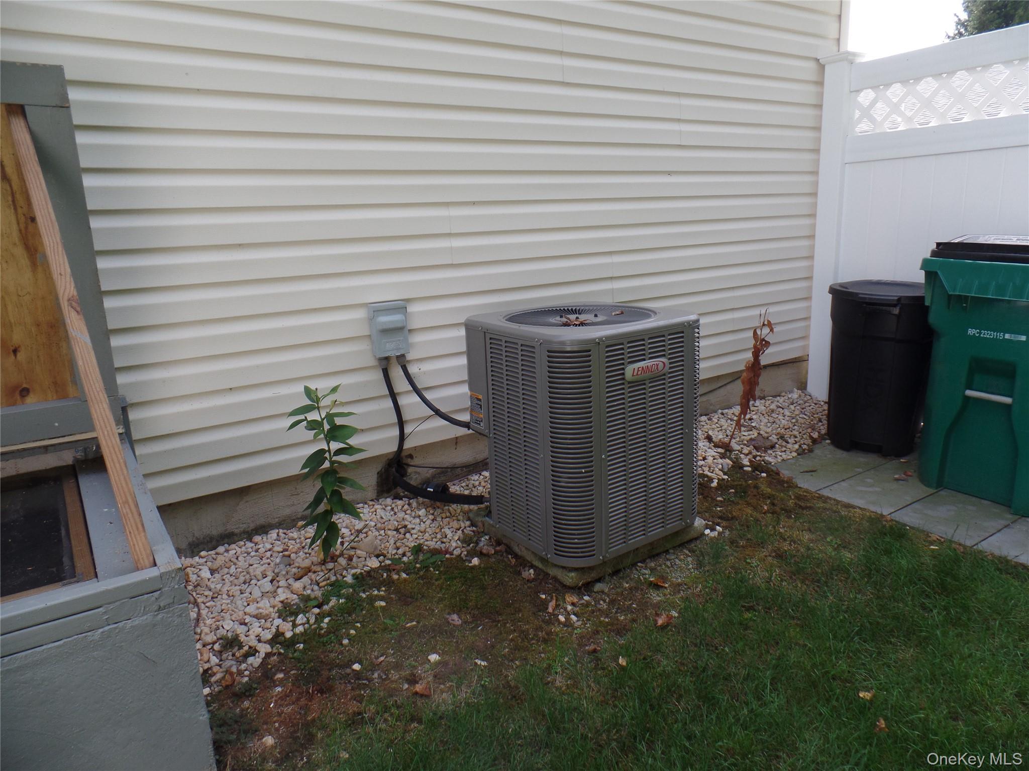 Single Family Vero  Dutchess County, NY 12603, MLS-919544-33