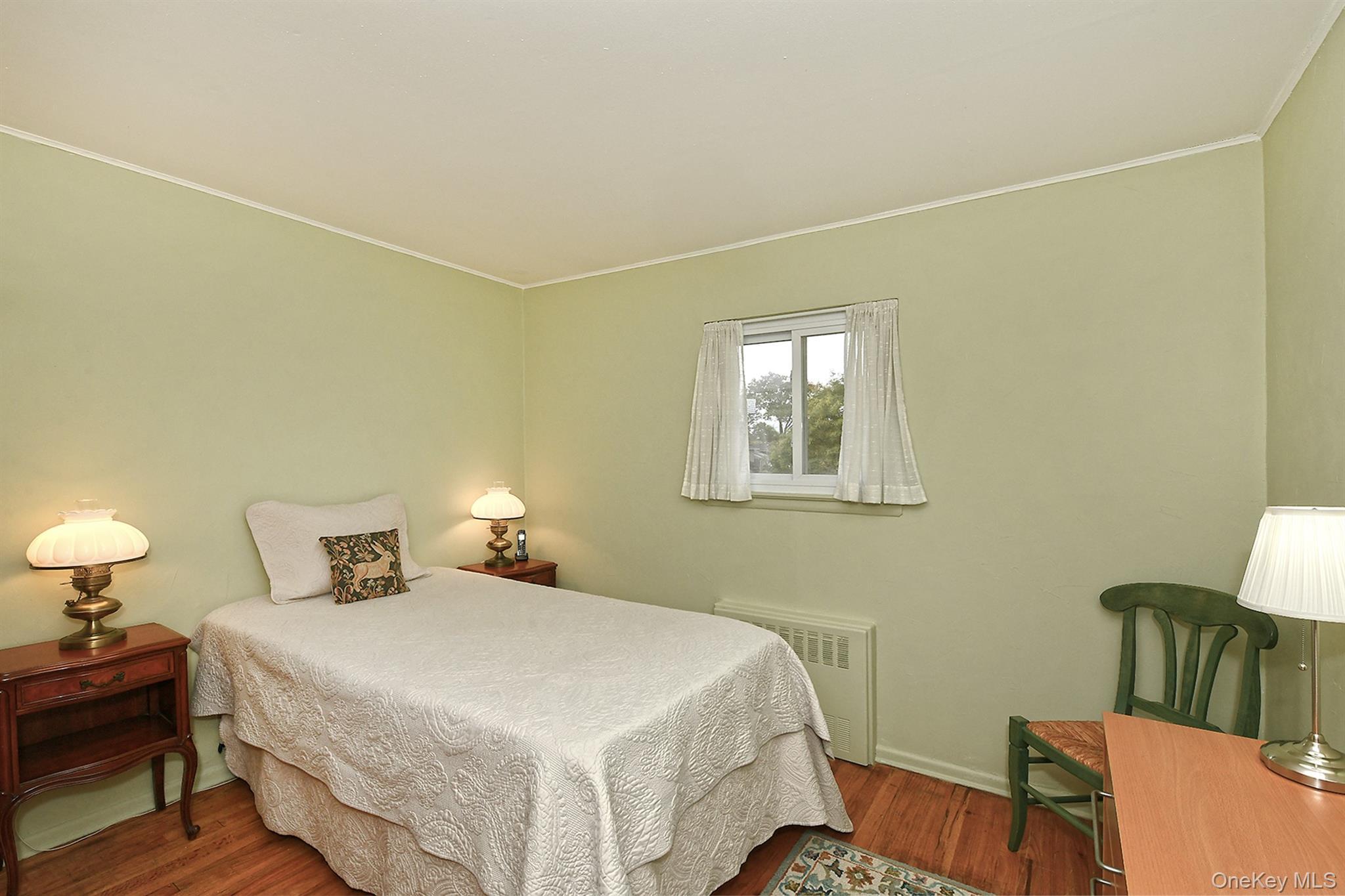 Single Family Halcourt  Nassau County, NY 11803, MLS-919549-14