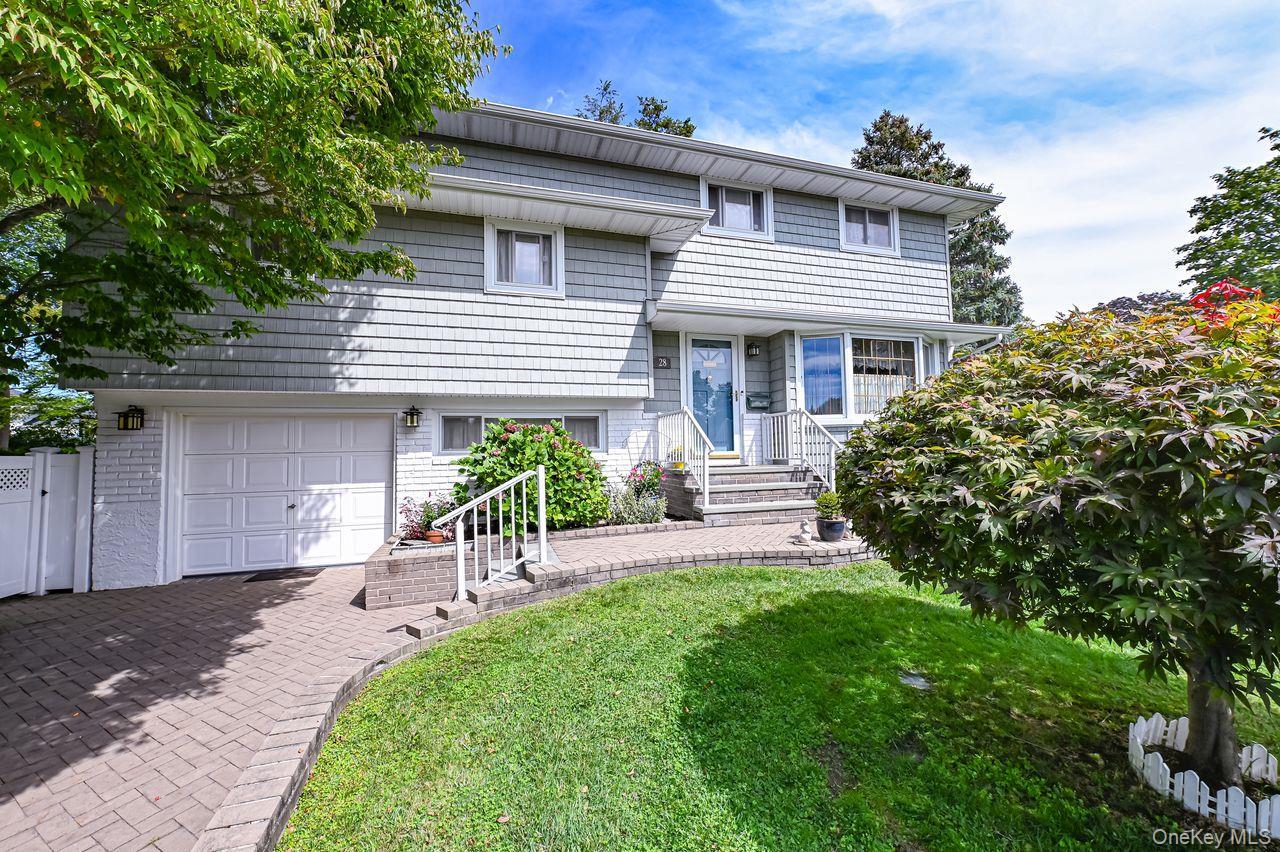 Single Family Halcourt  Nassau County, NY 11803, MLS-919549-2