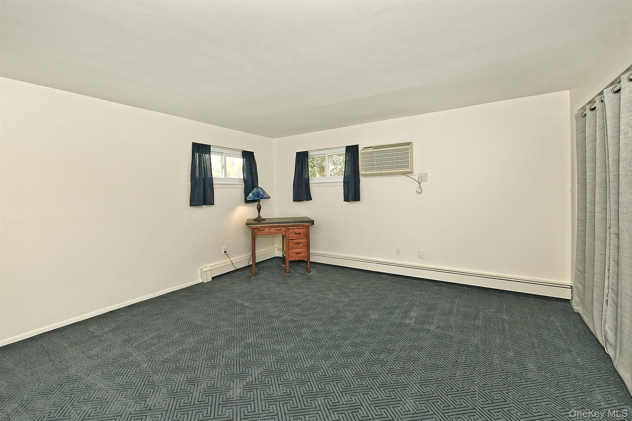 Single Family Halcourt  Nassau County, NY 11803, MLS-919549-20