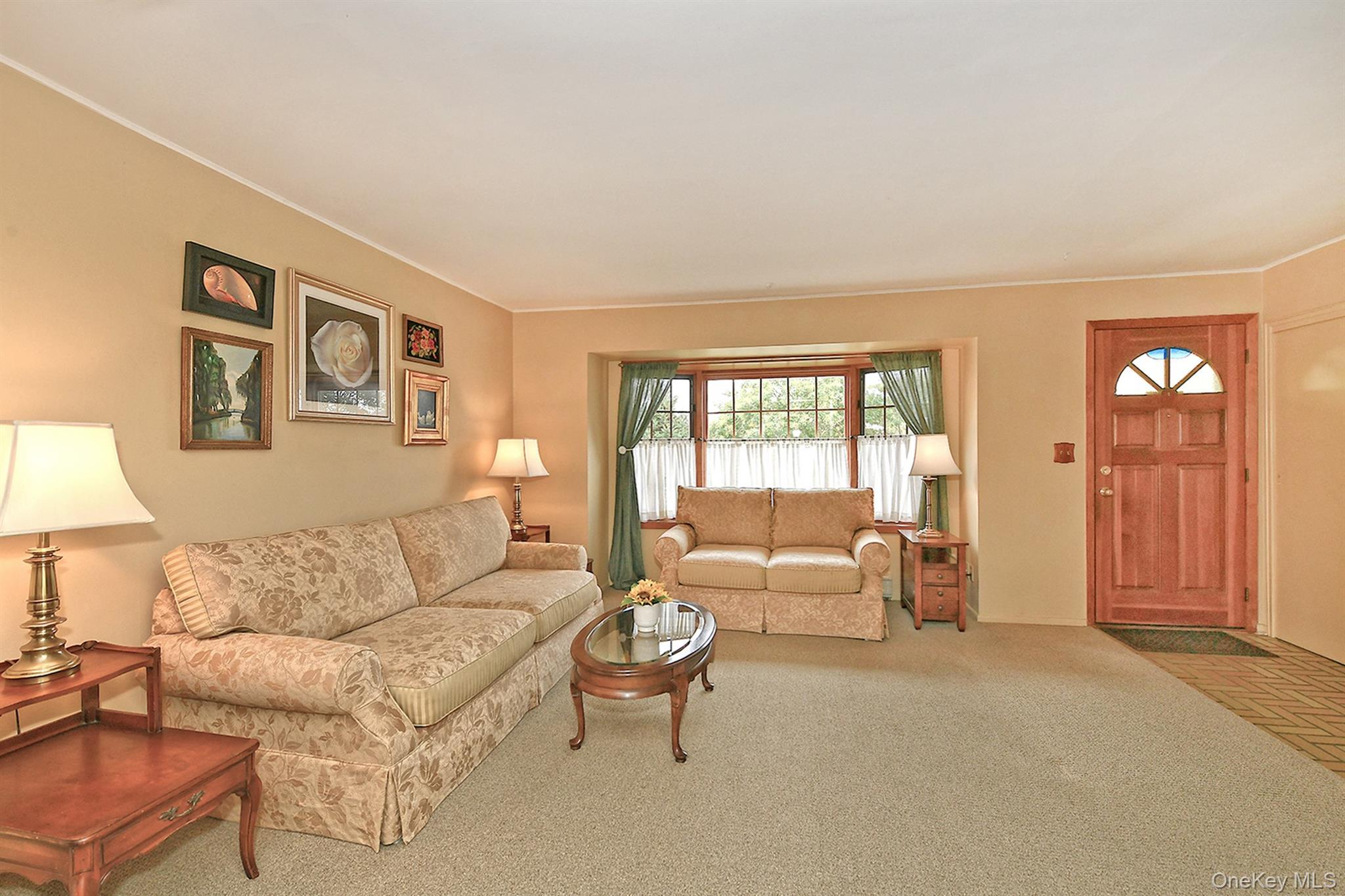 Single Family Halcourt  Nassau County, NY 11803, MLS-919549-5