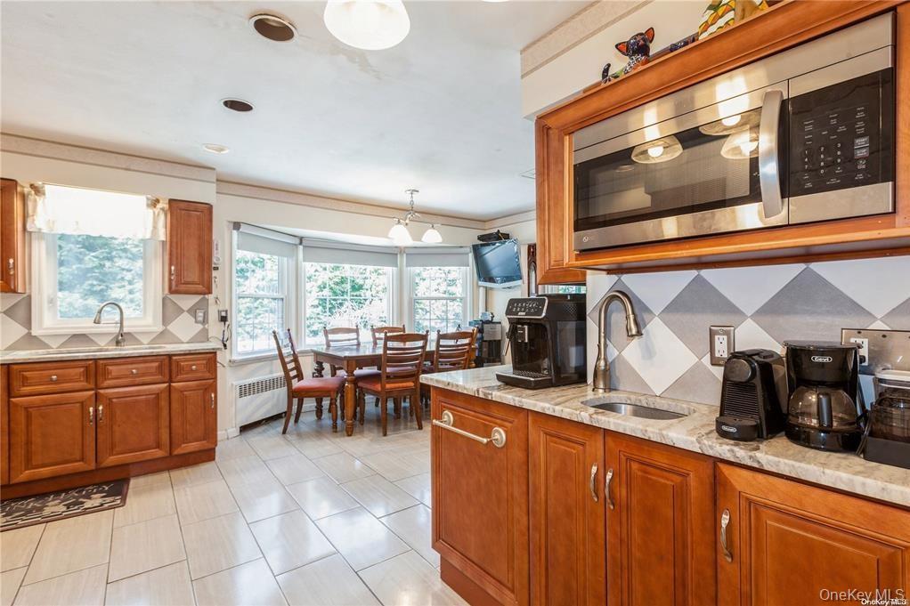 Single Family Duck Pond Nassau County, NY 11542, MLS-919557-17