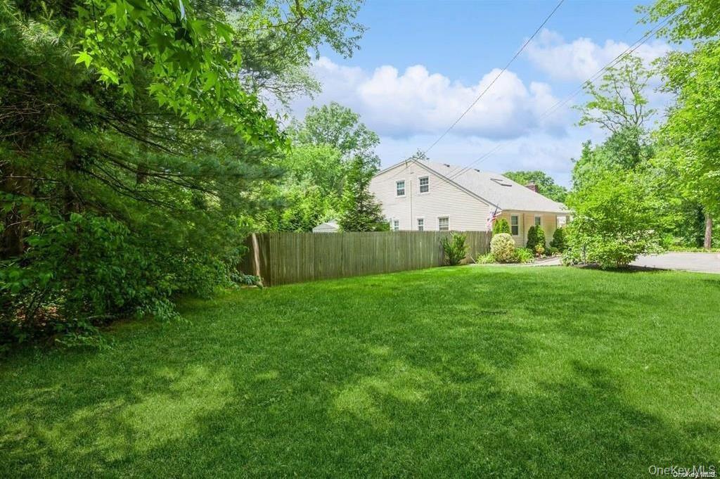 Single Family Duck Pond Nassau County, NY 11542, MLS-919557-30