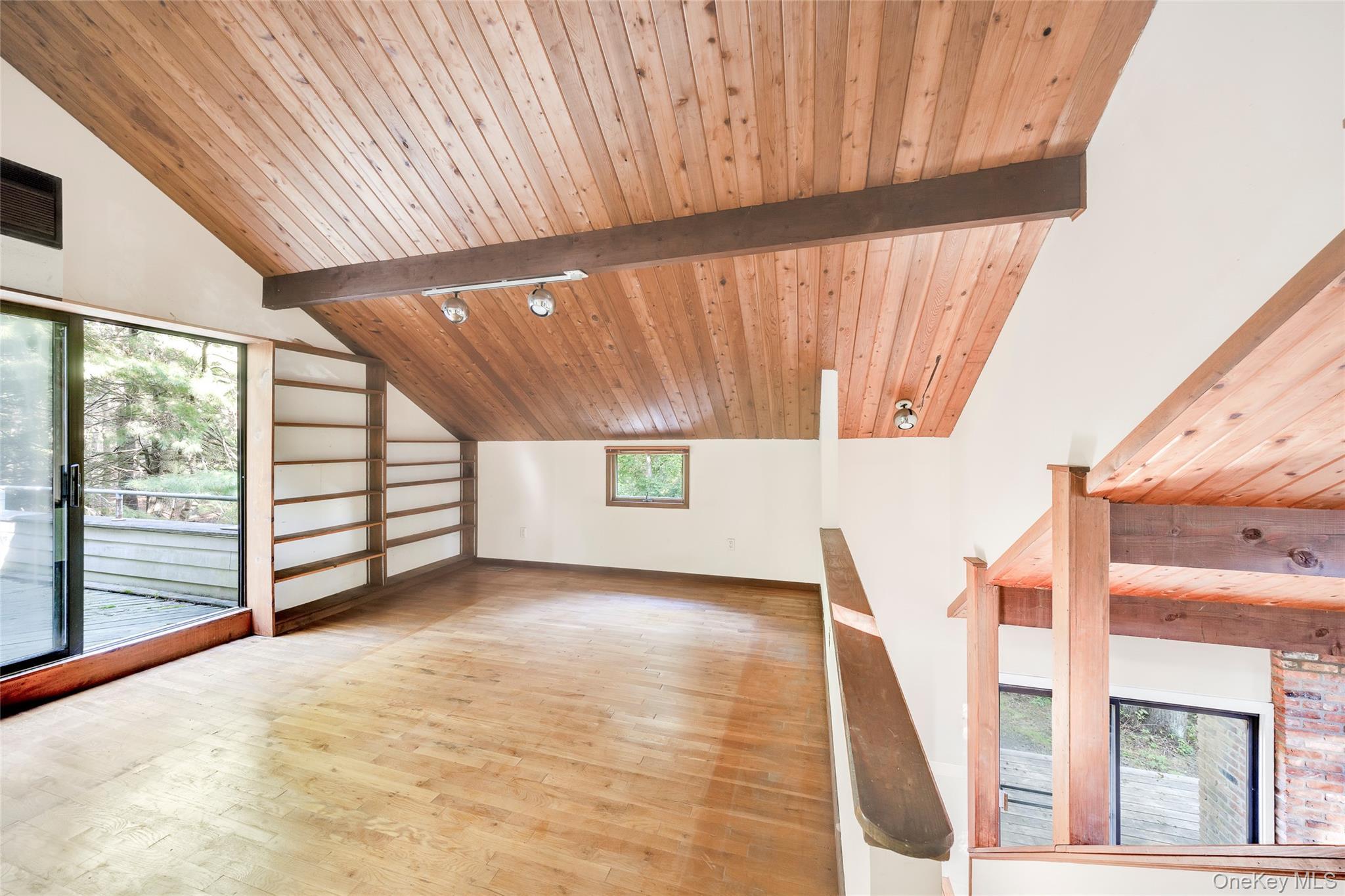 Single Family Town Suffolk County, NY 11930, MLS-919569-10