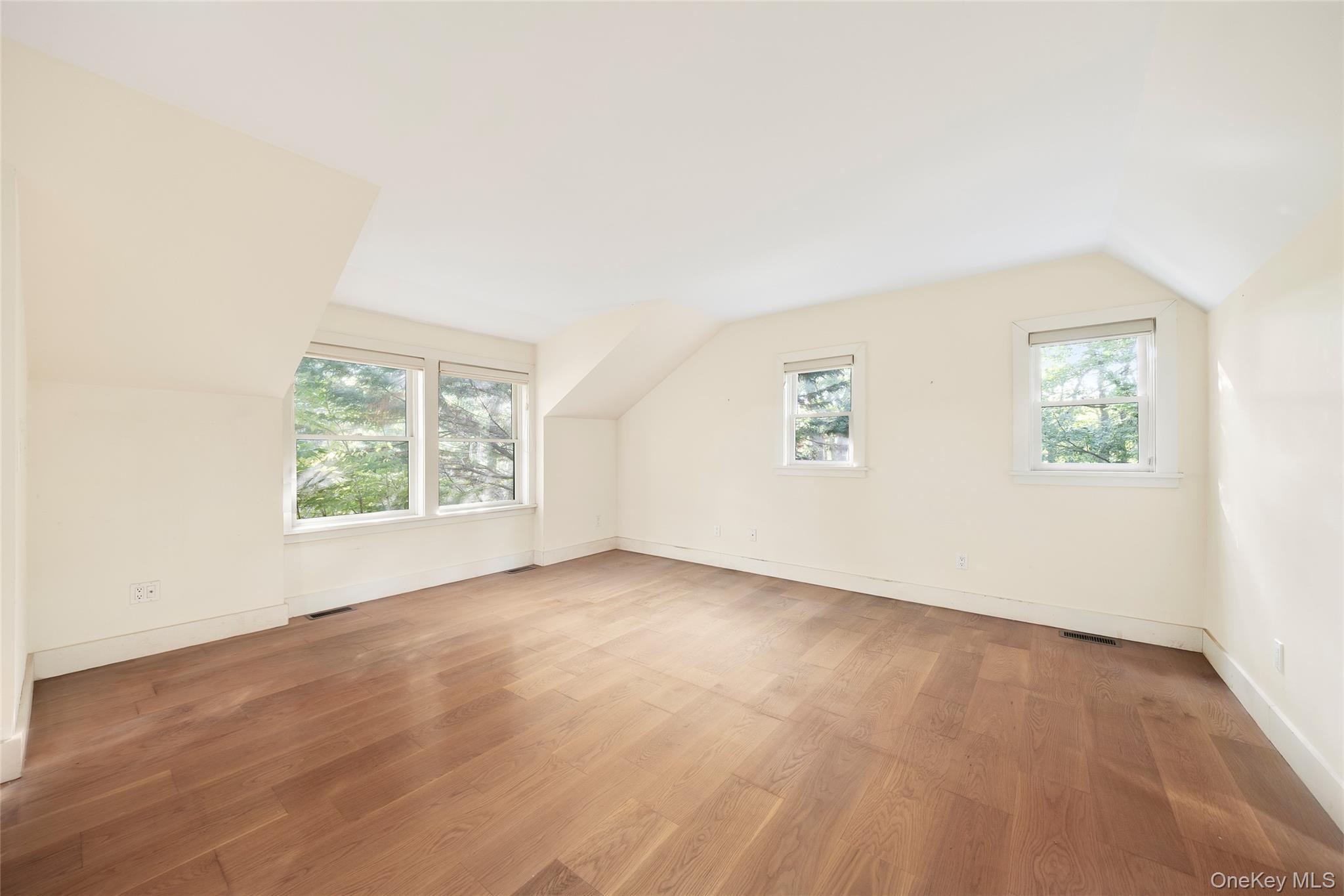 Single Family Town Suffolk County, NY 11930, MLS-919569-11