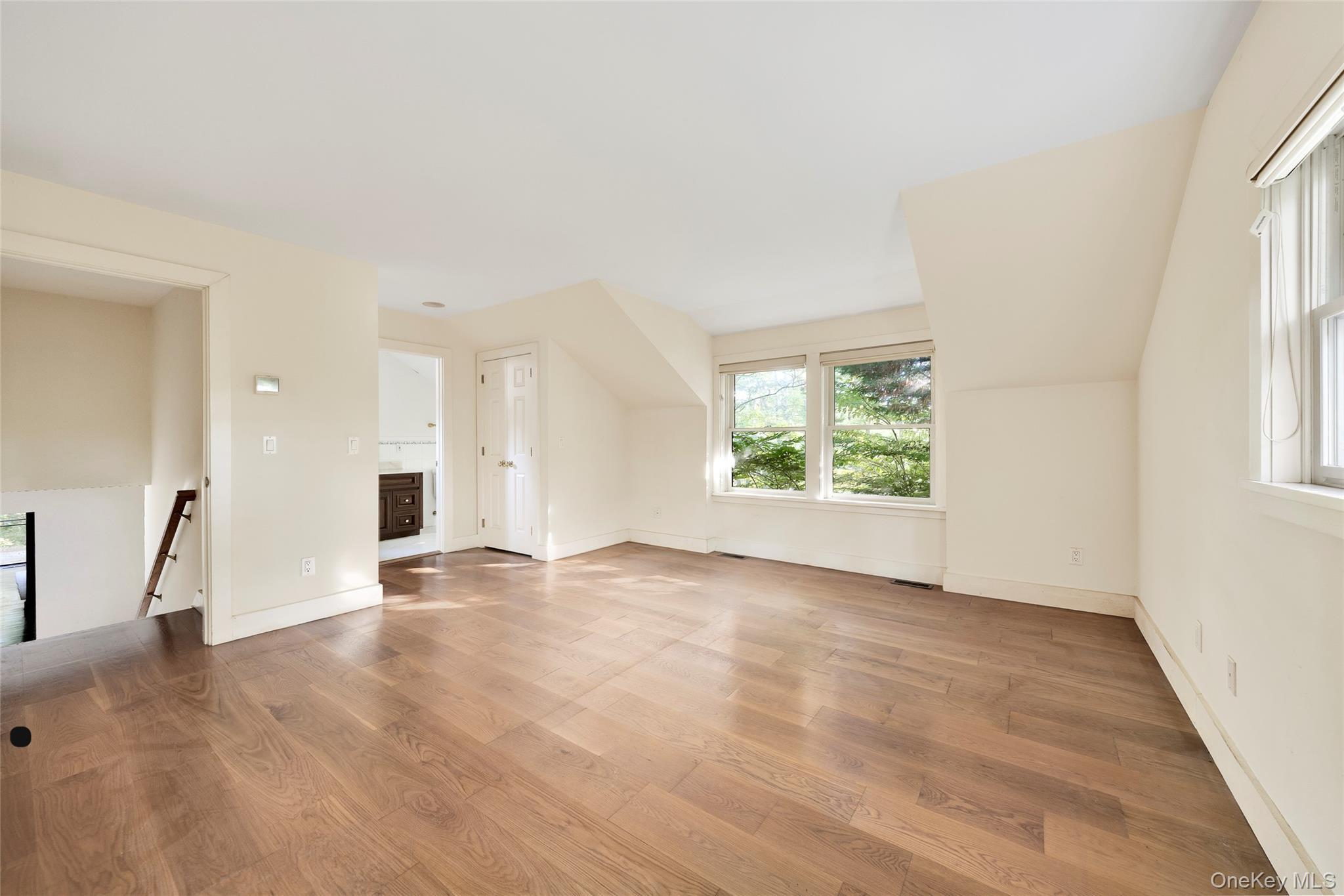 Single Family Town Suffolk County, NY 11930, MLS-919569-13