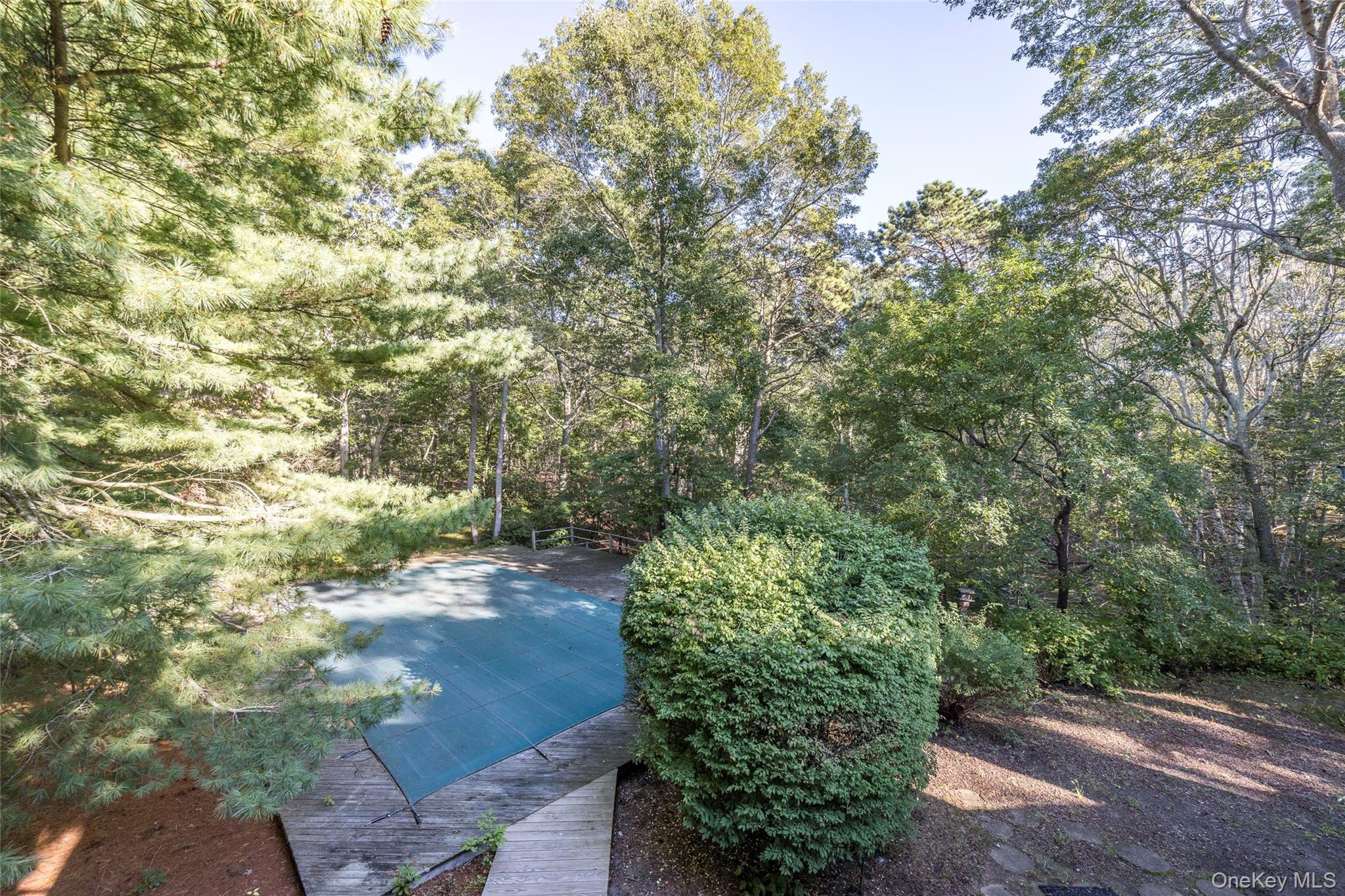 Single Family Town Suffolk County, NY 11930, MLS-919569-28