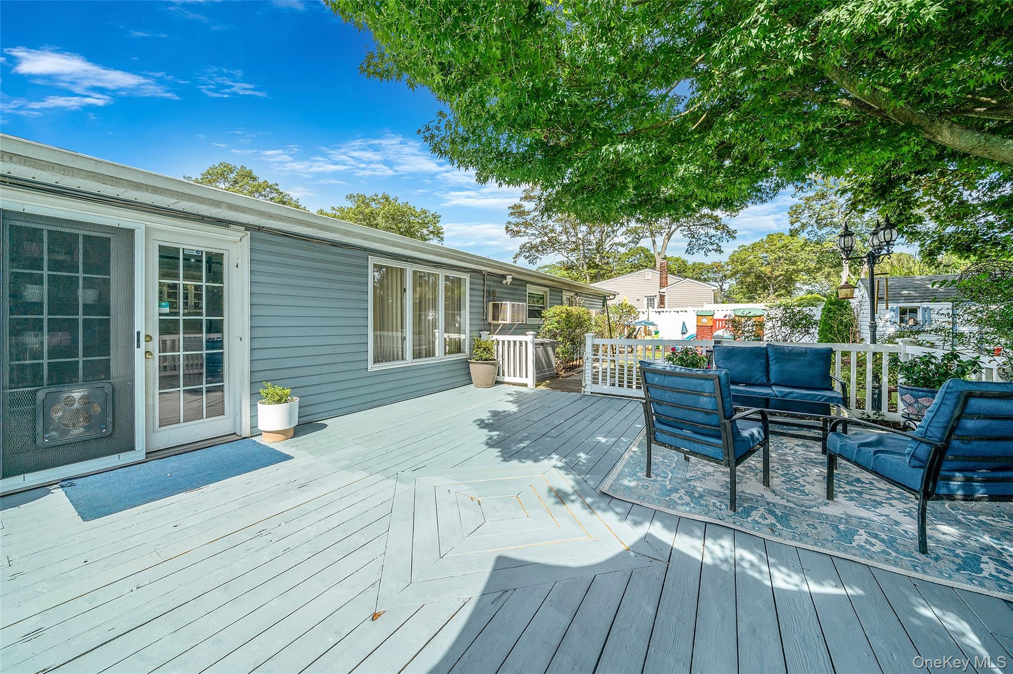 Single Family Smith Suffolk County, NY 11741, MLS-919574-10