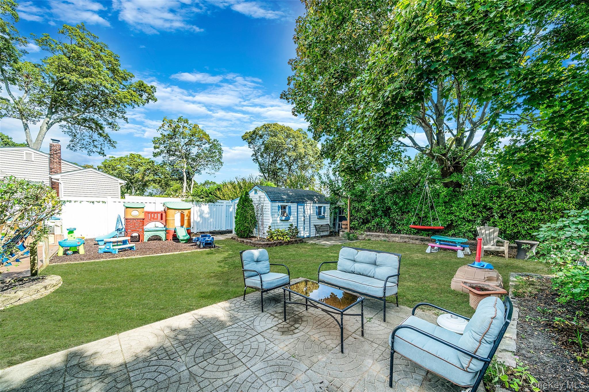 Single Family Smith Suffolk County, NY 11741, MLS-919574-11