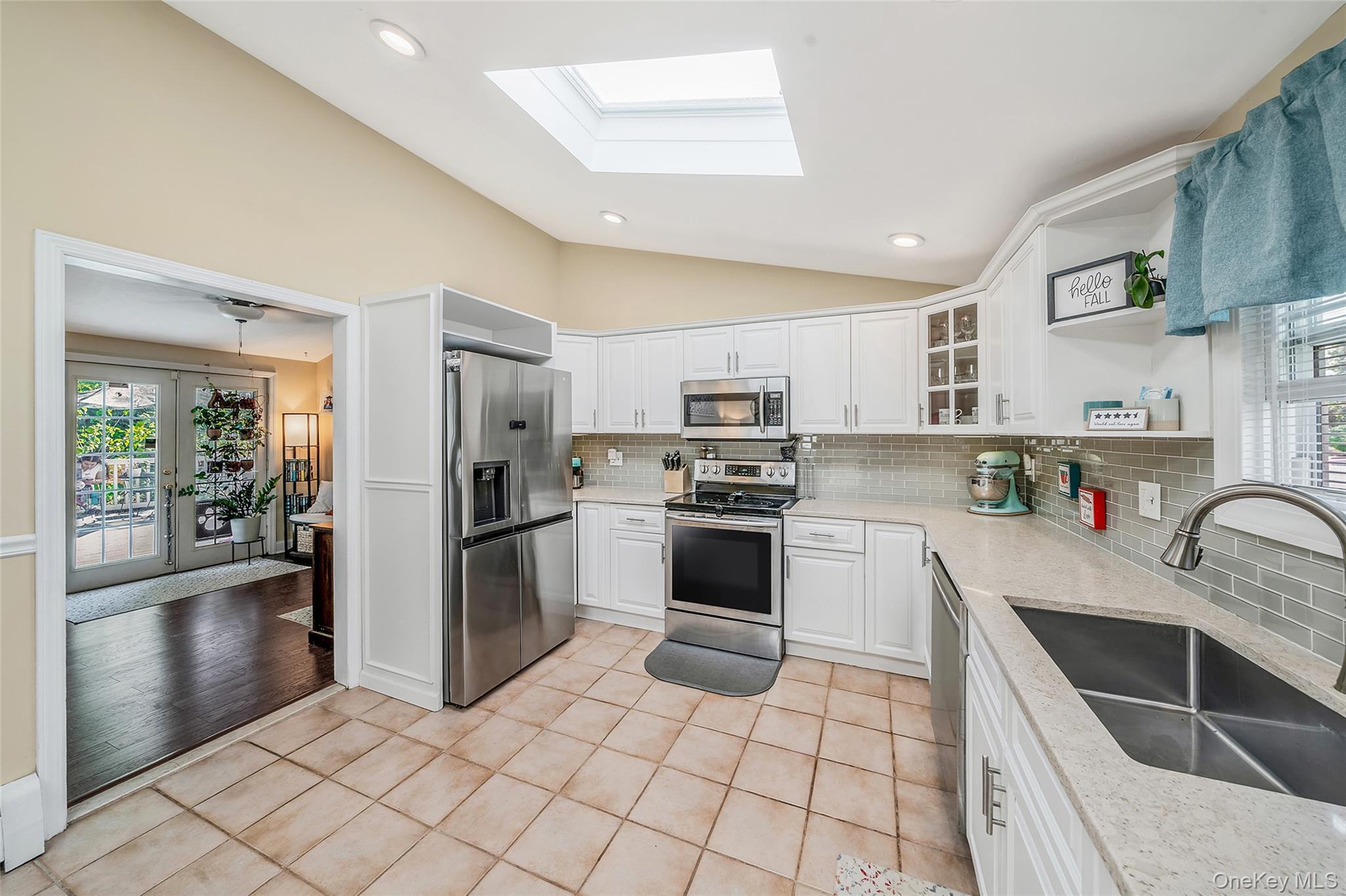 Single Family Smith Suffolk County, NY 11741, MLS-919574-22