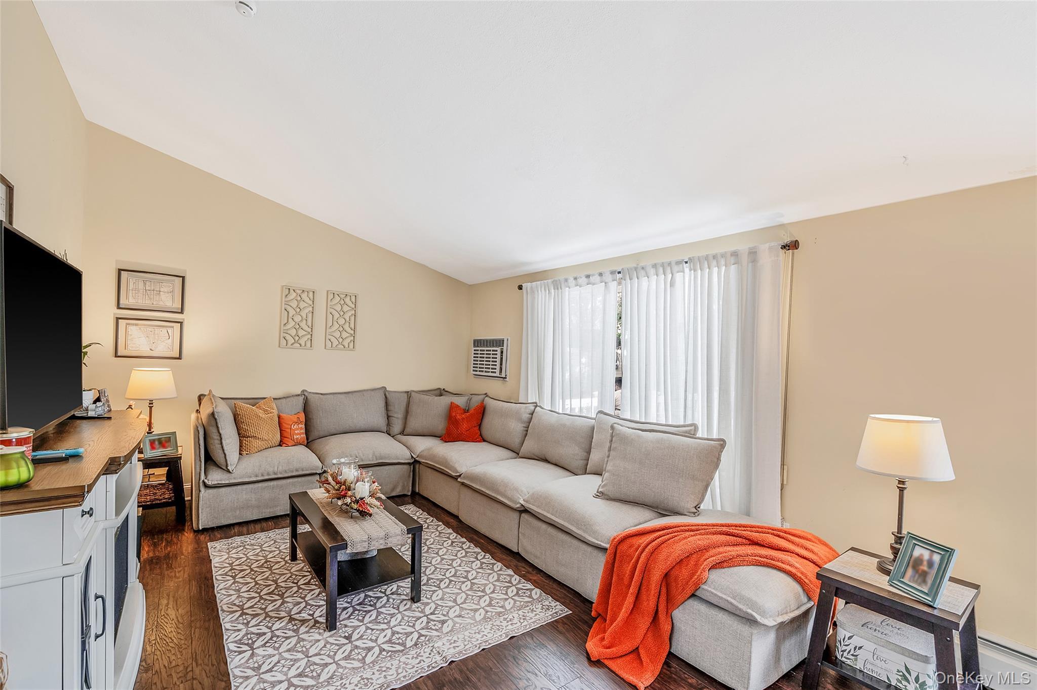 Single Family Smith Suffolk County, NY 11741, MLS-919574-23