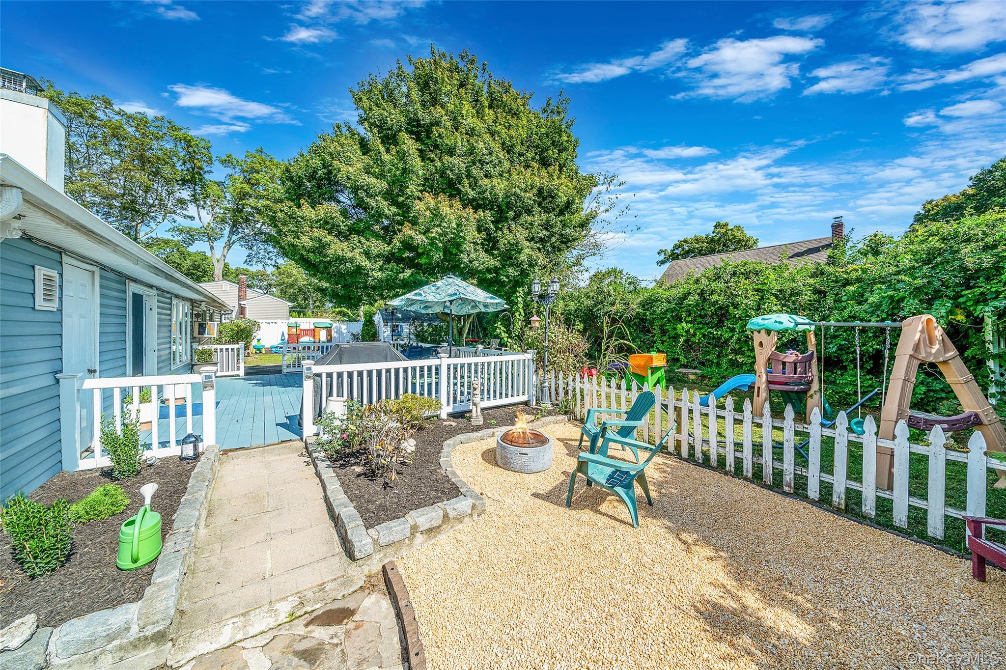 Single Family Smith Suffolk County, NY 11741, MLS-919574-6