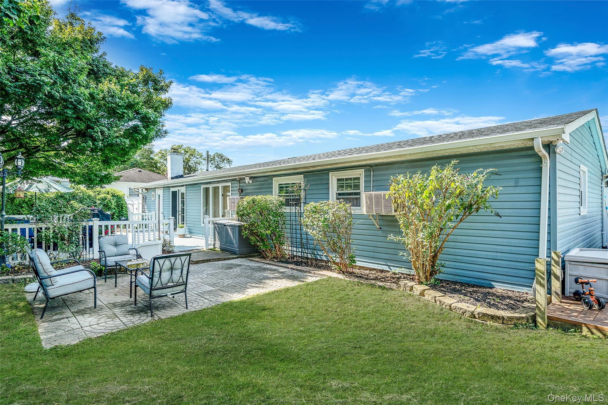 Single Family Smith Suffolk County, NY 11741, MLS-919574-7