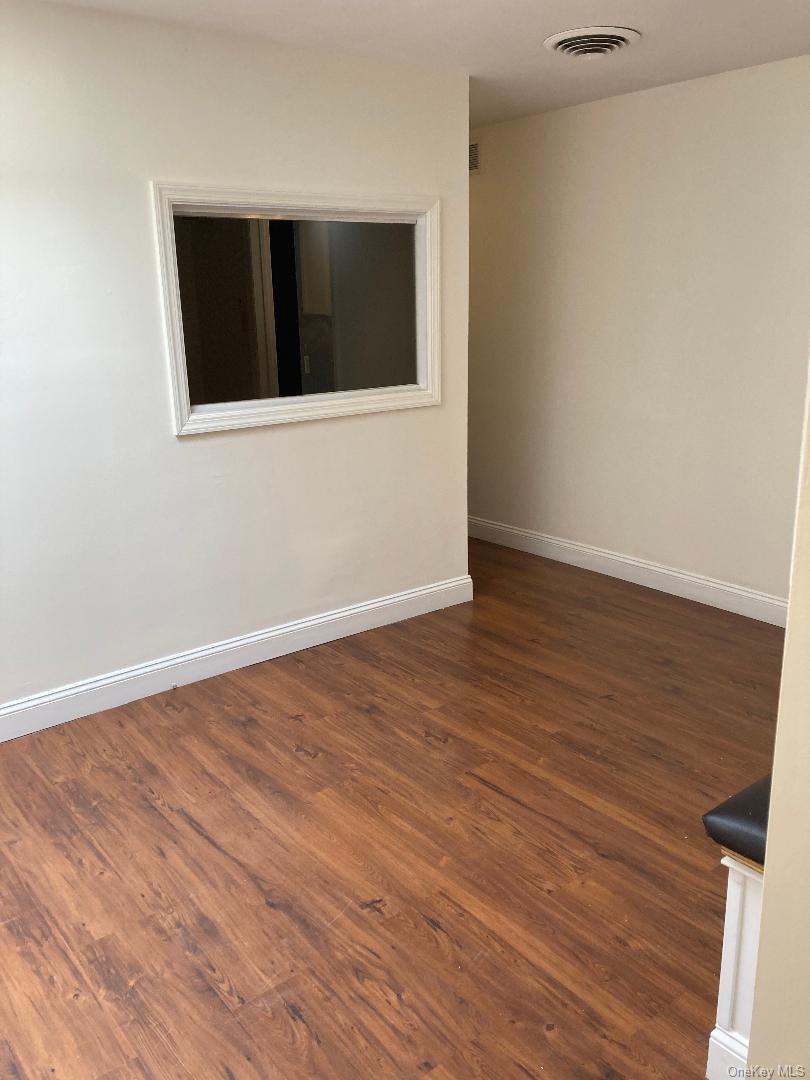 Commercial Lease Morris Park  Bronx, NY 10461, MLS-919577-3