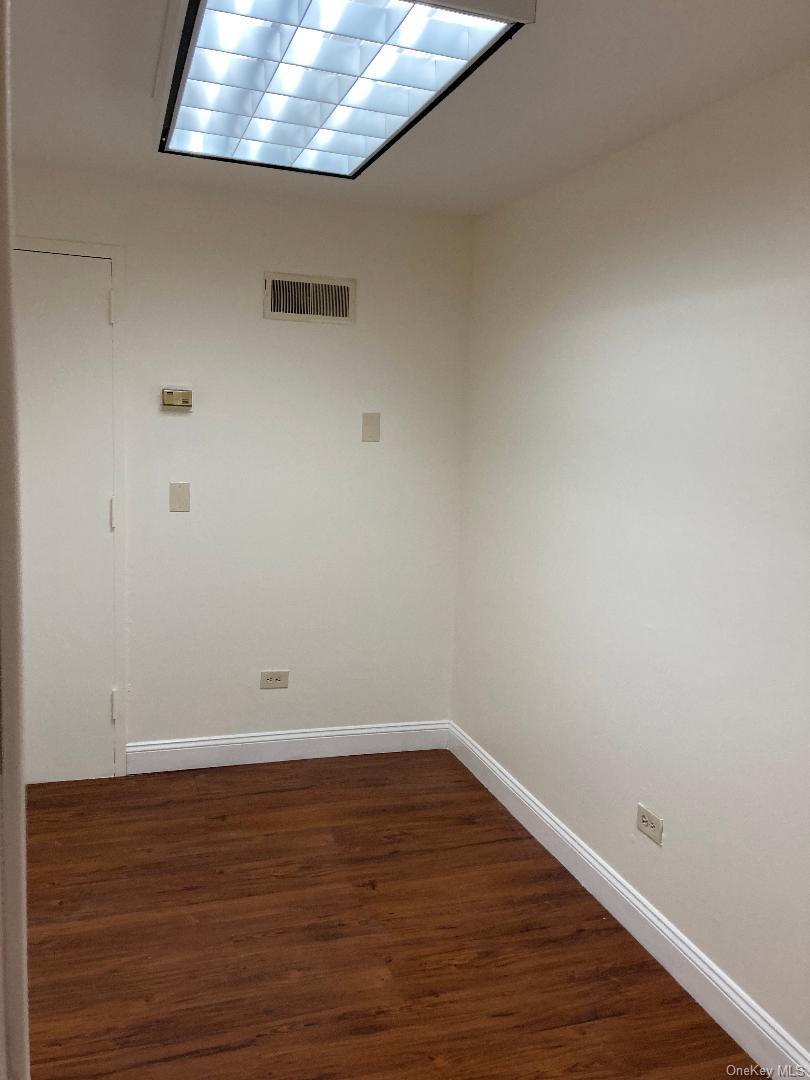 Commercial Lease Morris Park  Bronx, NY 10461, MLS-919577-7