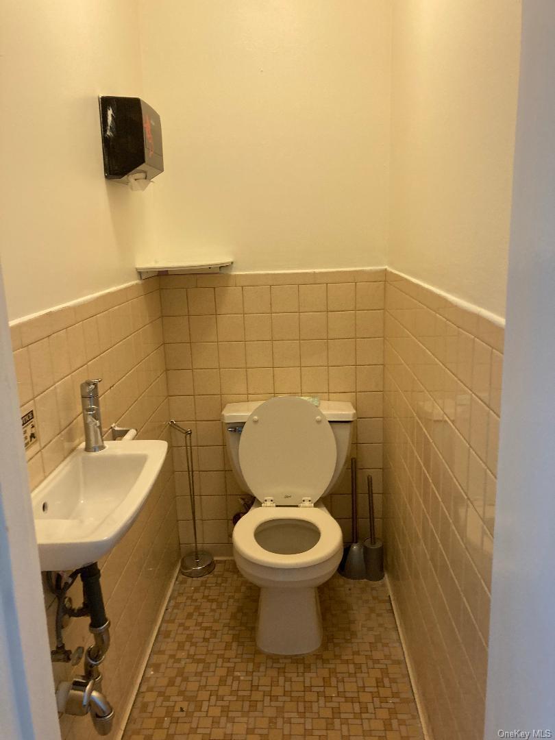 Commercial Lease Morris Park  Bronx, NY 10461, MLS-919577-9