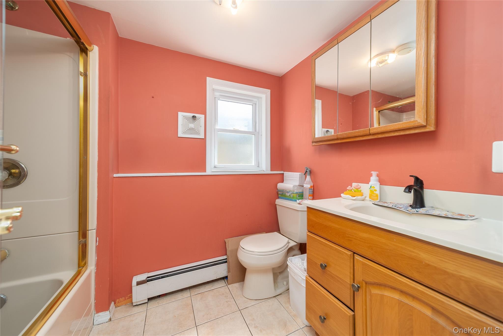 Single Family New York Suffolk County, NY 11747, MLS-919589-16