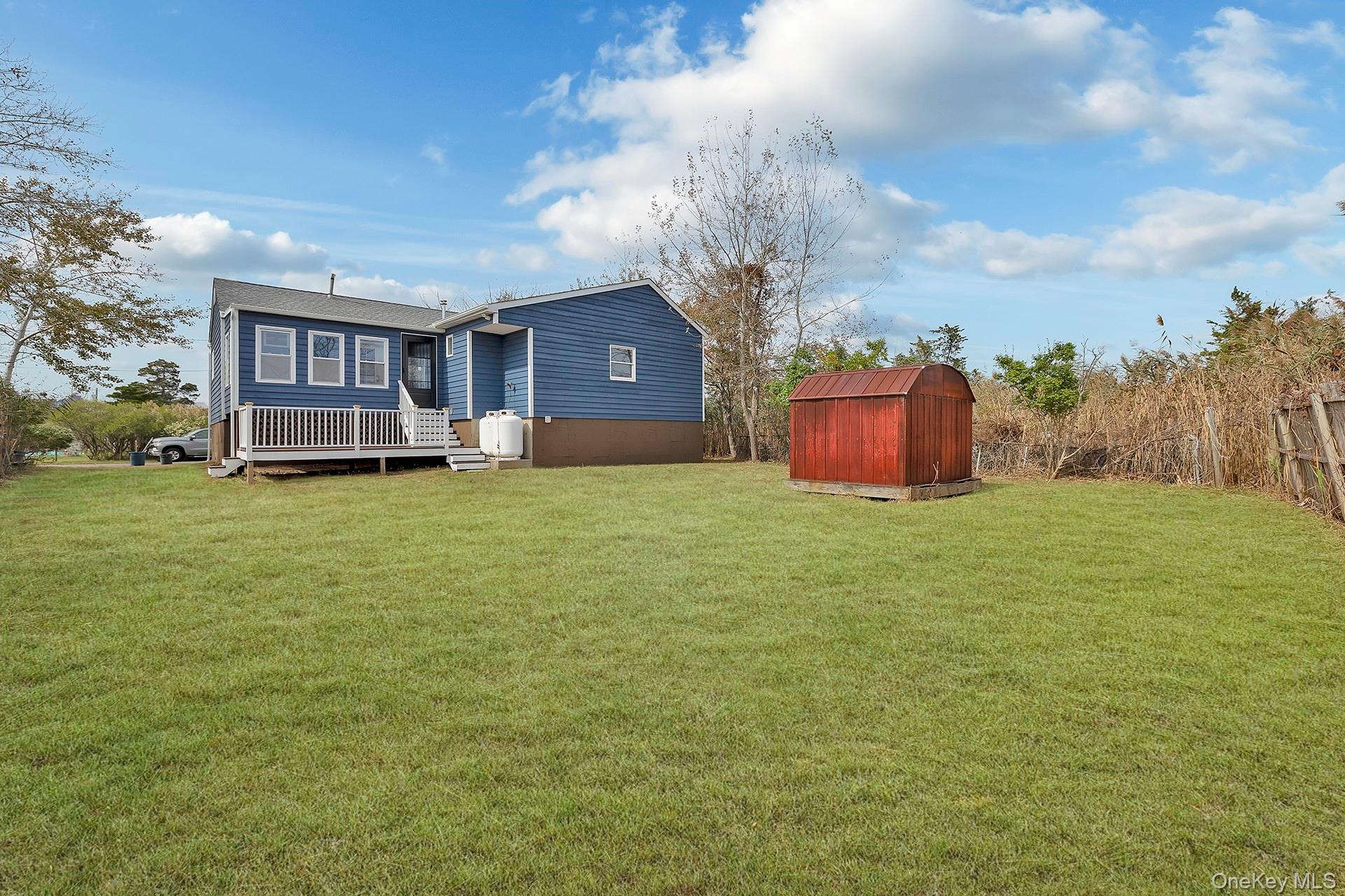 Single Family Bellport Suffolk County, NY 11951, MLS-919591-25