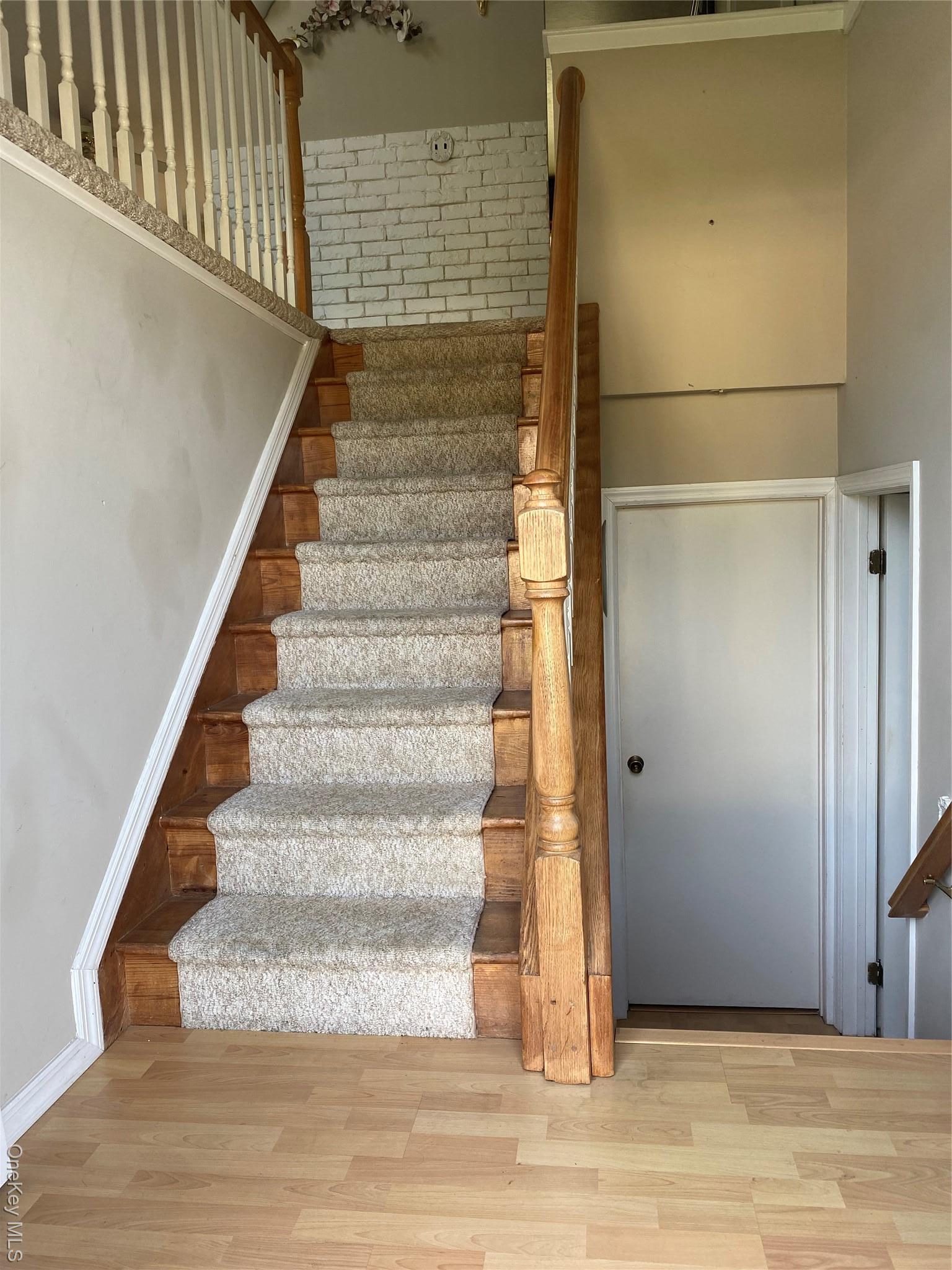 Single Family Woodhull  Suffolk County, NY 11776, MLS-919616-26