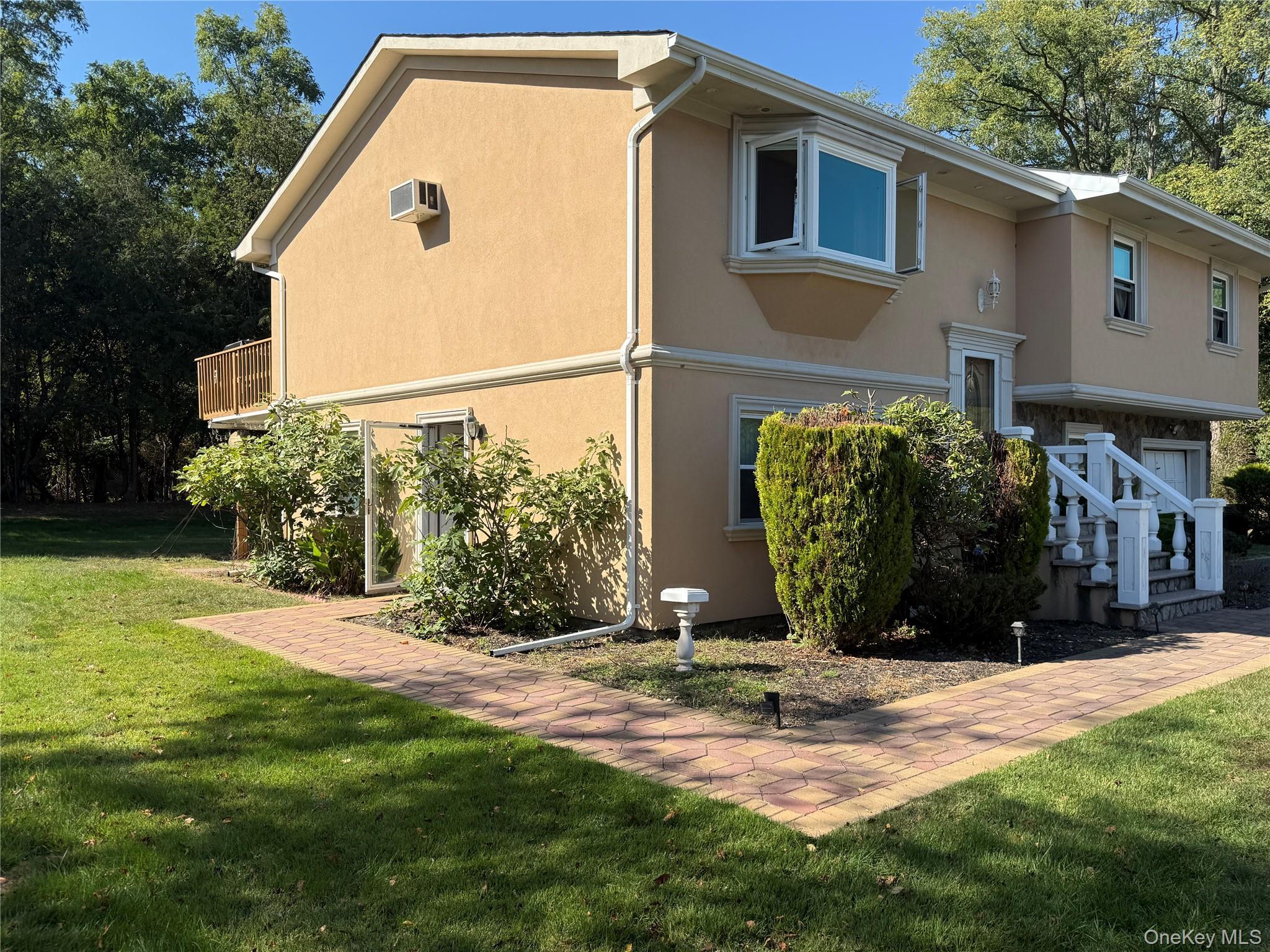 Single Family Woodhull  Suffolk County, NY 11776, MLS-919616-4