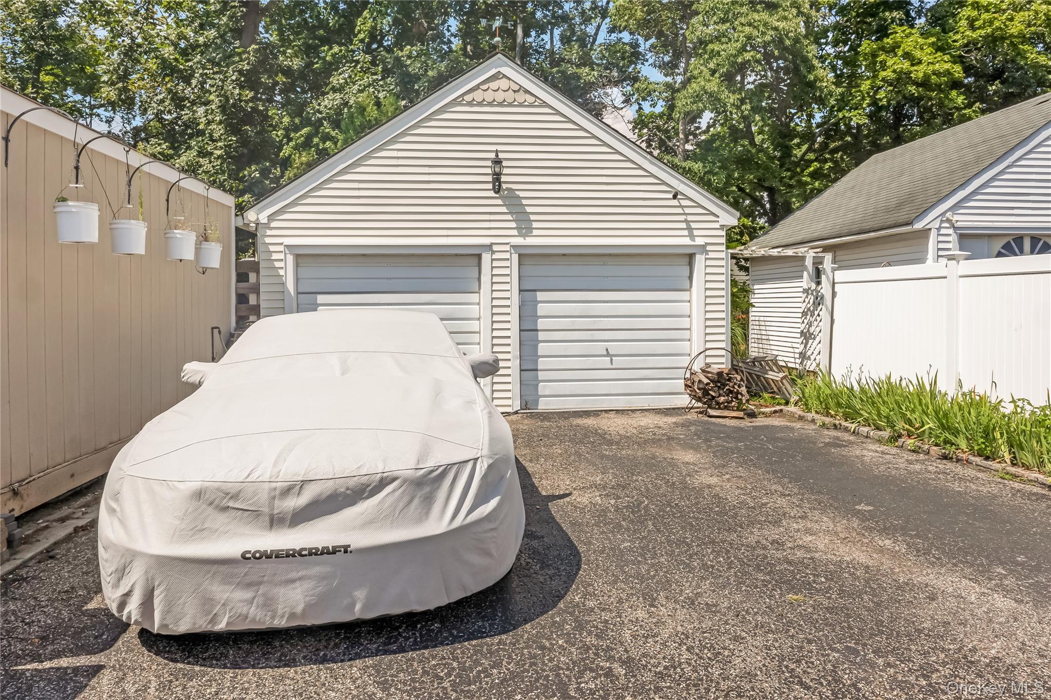 Single Family Village Line Road Suffolk County, NY 11702, MLS-919627-24