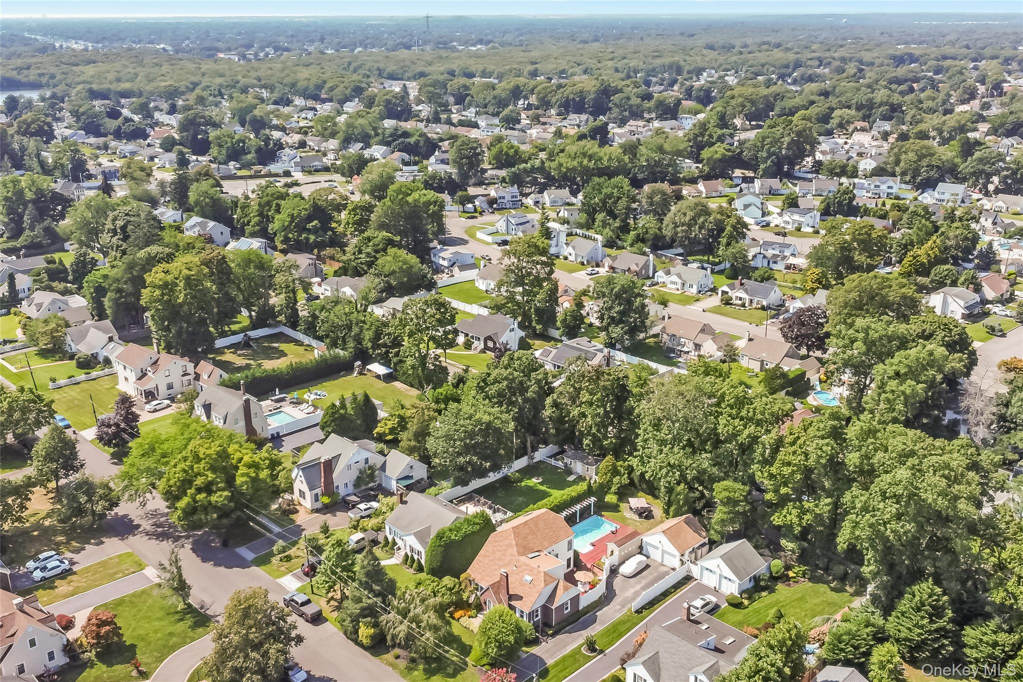 Single Family Village Line Road Suffolk County, NY 11702, MLS-919627-40